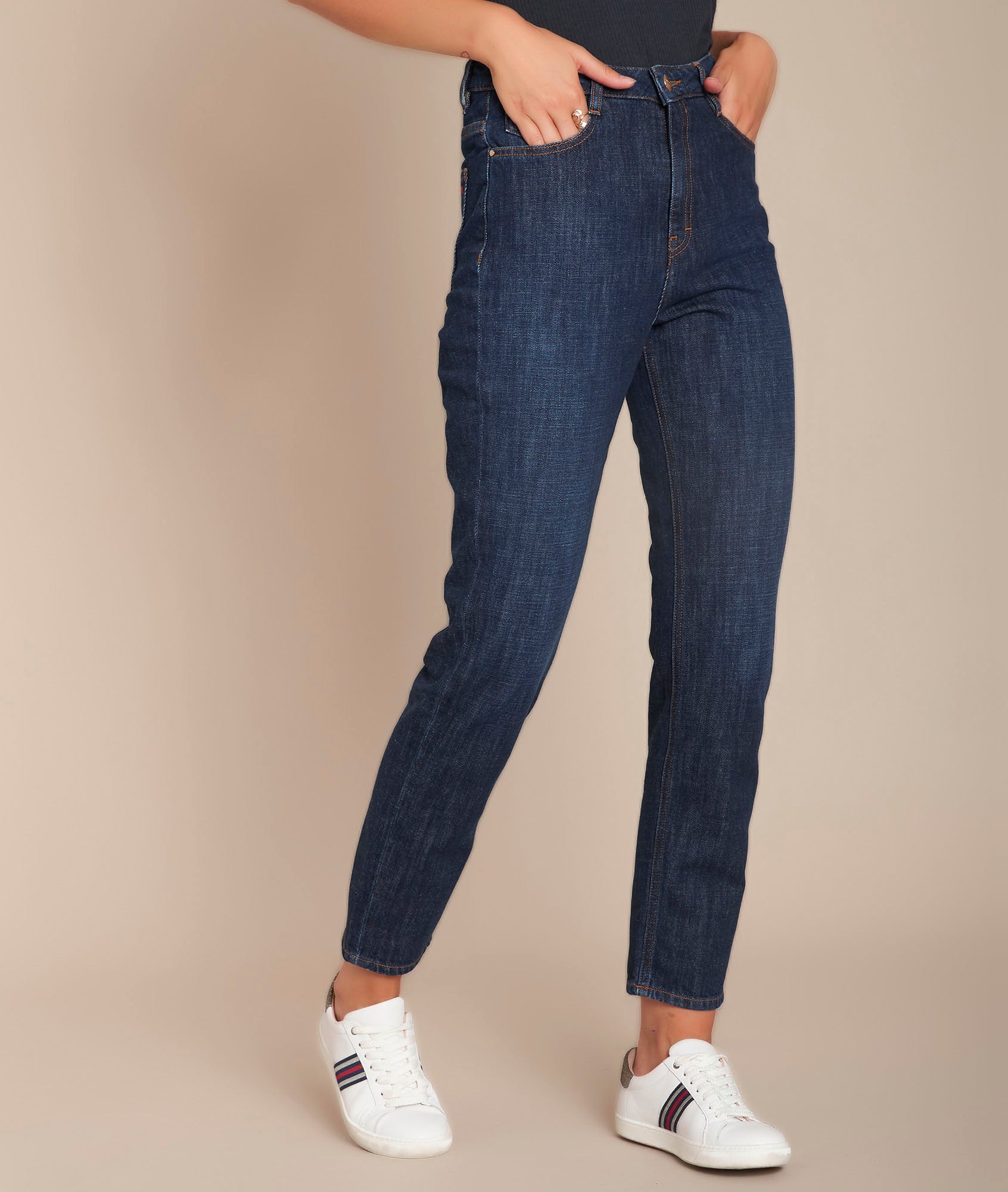 Le Lovely mum : jean stone used Solene Faume - seconde main