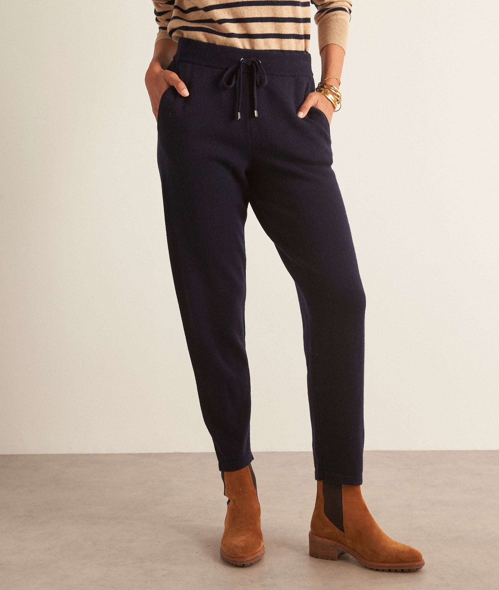 Pantalon jogging marine en laine responsable et yack Taylor Faume - seconde main