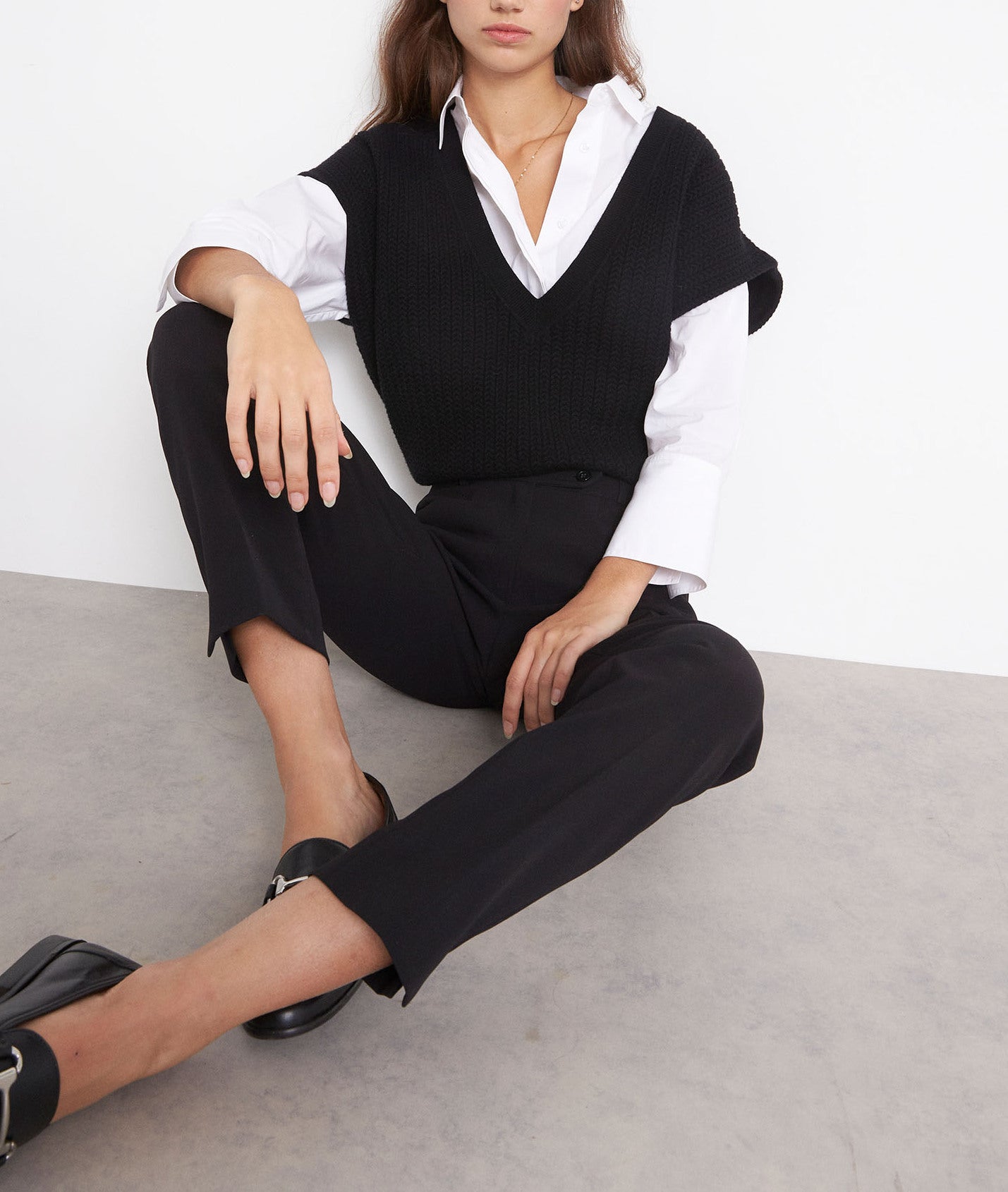 Pull sans manches à torsades noir Teresa Faume - seconde main