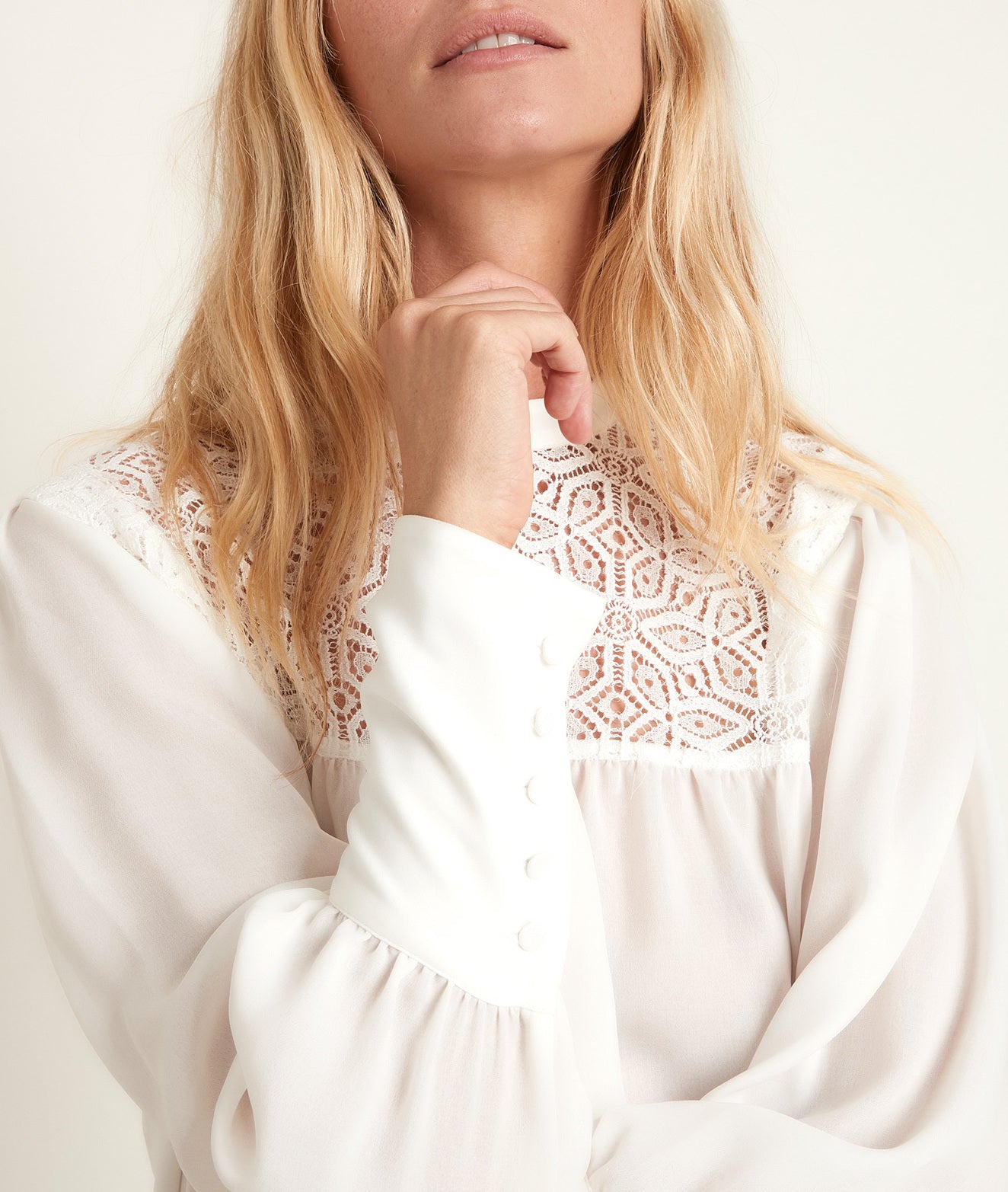 Blouse en dentelle Jyo Faume - seconde main