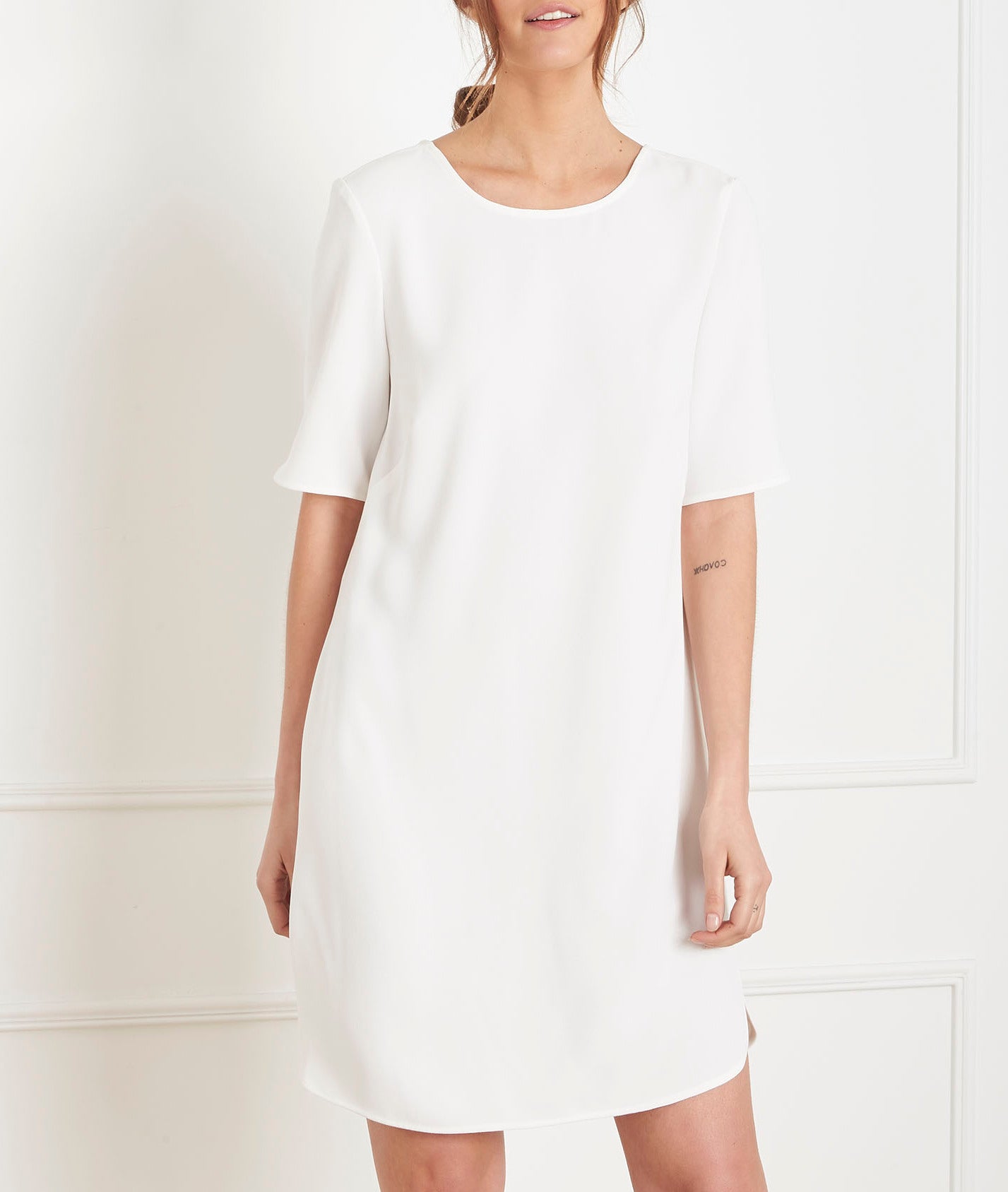 Robe écrue en crêpe détail noeud Liesse Faume - seconde main