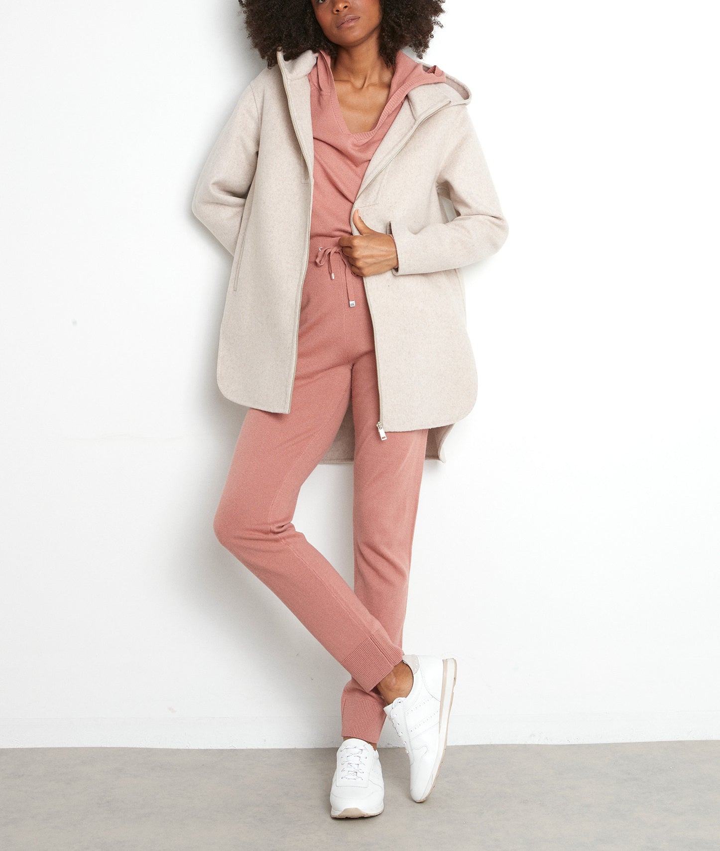 Manteau à capuche long asymétrique beige Liv Faume - seconde main