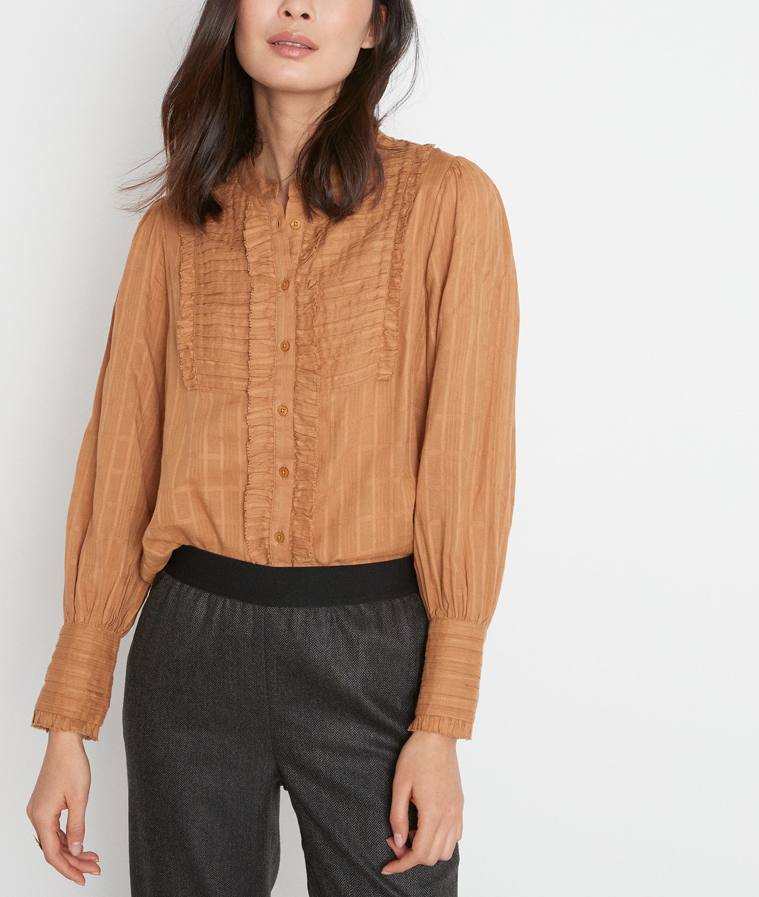 Chemise plastron froncé camel Laika Faume - seconde main