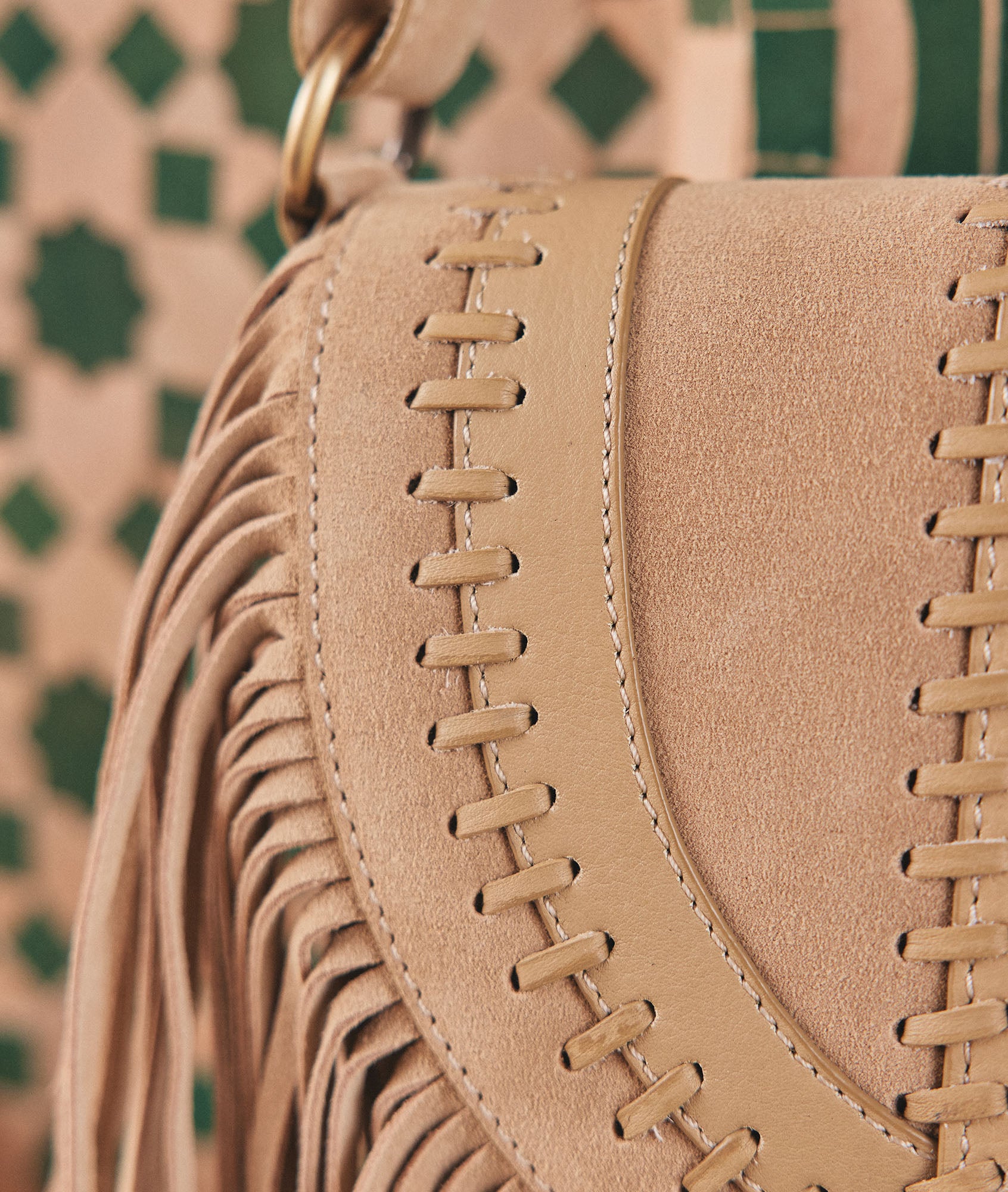 Sac besace en cuir frangé beige Leotie Faume - seconde main