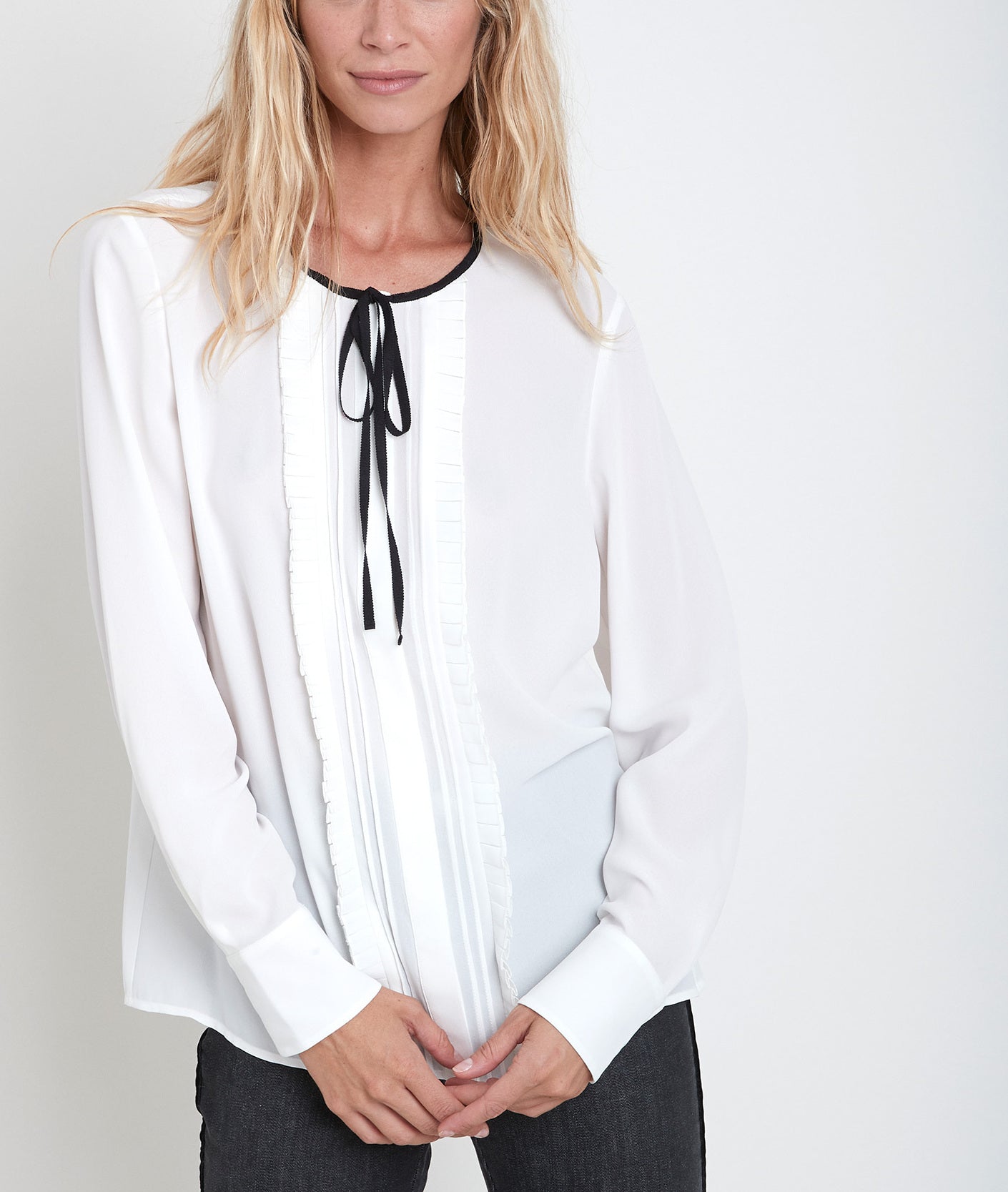 Blouse en polyester recyclé à plastron Joséphine Faume - seconde main