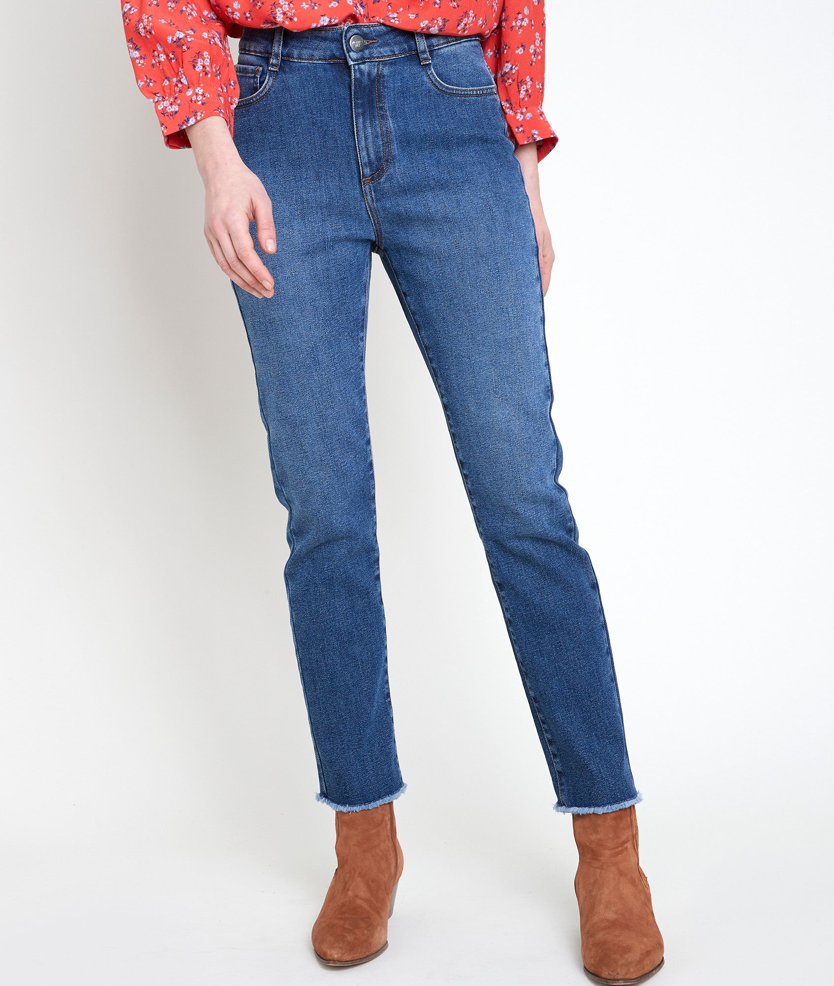 Jean droit raw cut en coton recyclé Patience Faume - seconde main