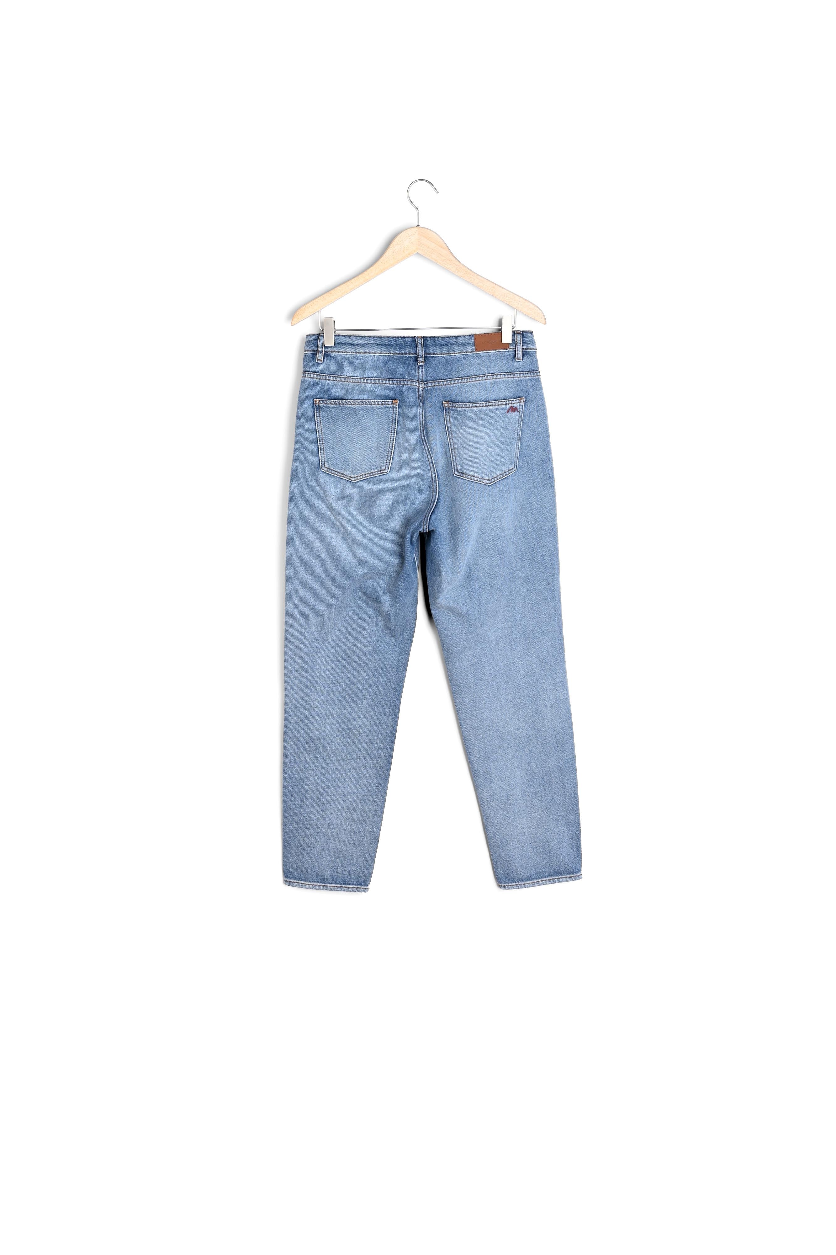 Le lovely mum: jean pure bleached Solene Faume - seconde main