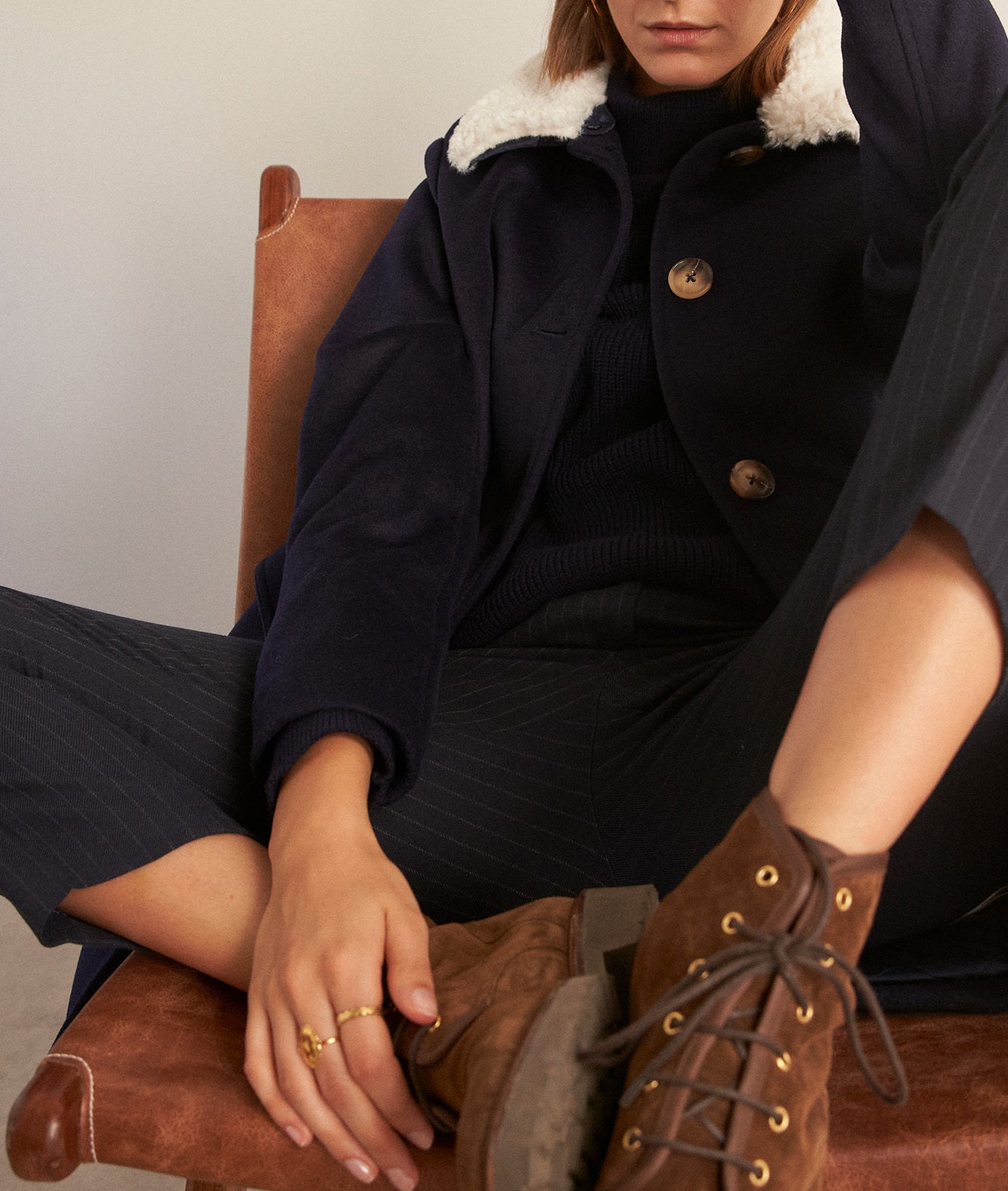 Pull en viscose EcoVero marine Benito Faume - seconde main