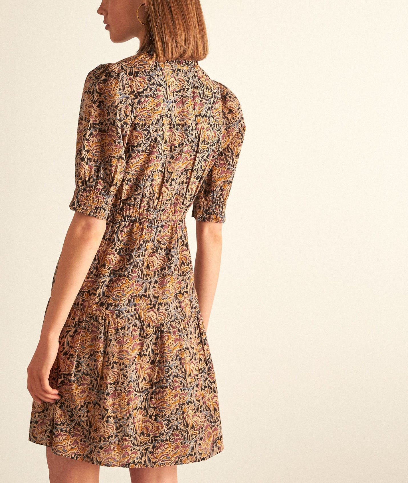 Robe courte en coton imprimé ocre HIVY Faume - seconde main