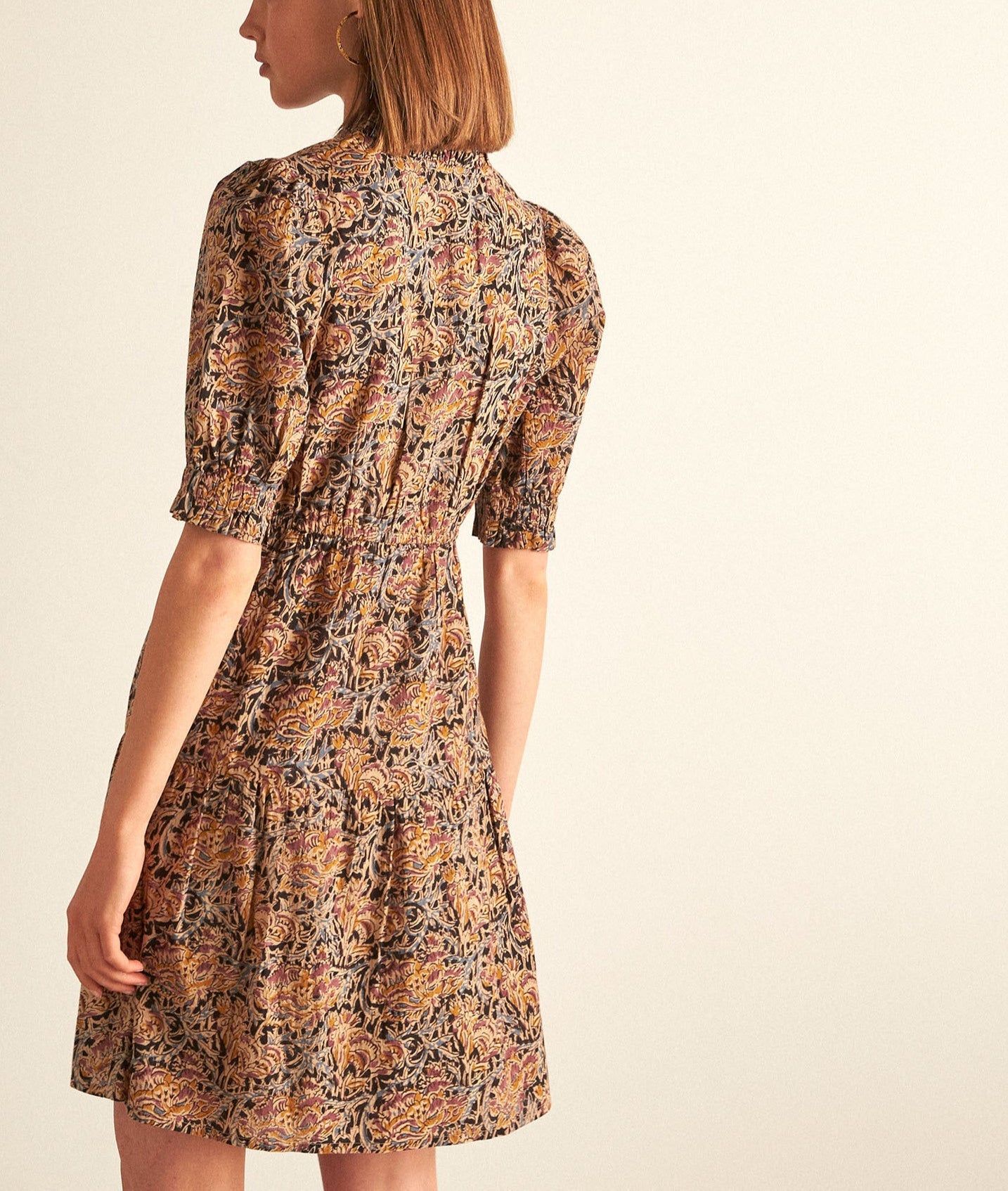 Robe courte en coton imprimé ocre HIVY Faume - seconde main