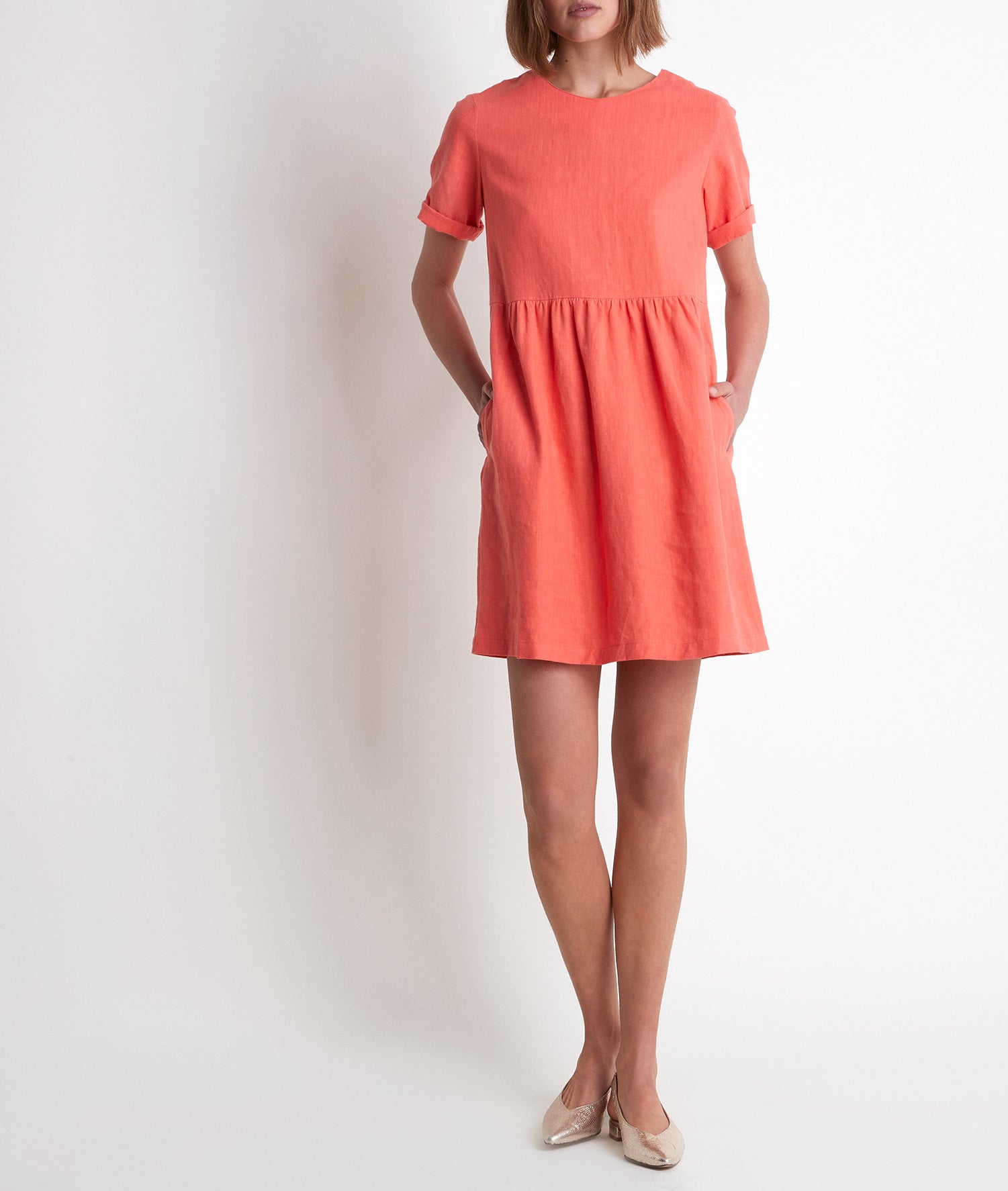 Robe en lin certifié corail Latoya Faume - seconde main