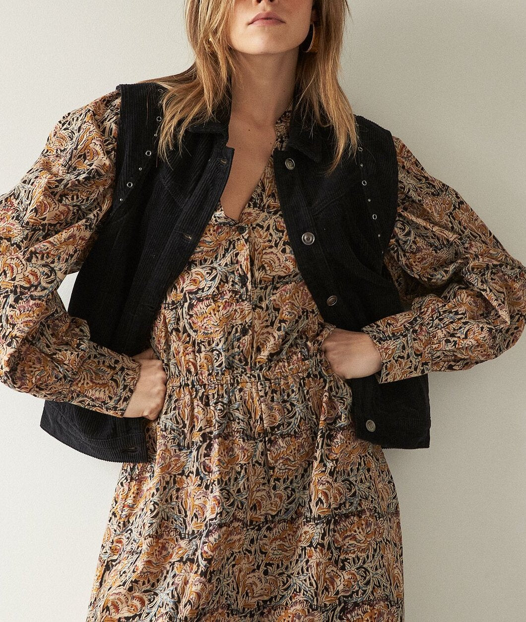 Blouson sans manches en velours côtelé noir Fanfan Faume - seconde main