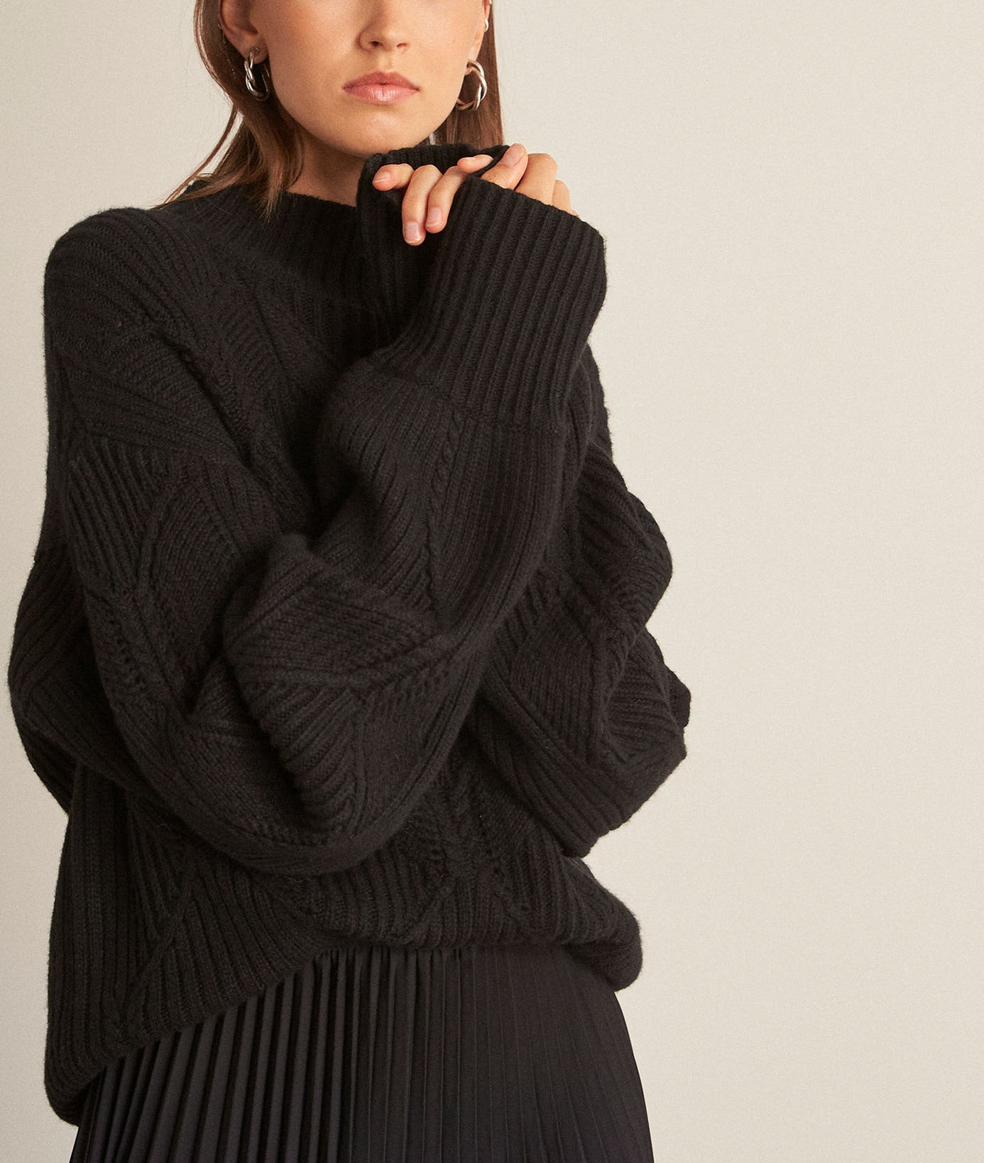 Pull noir en laine à col montant Barney Faume - seconde main