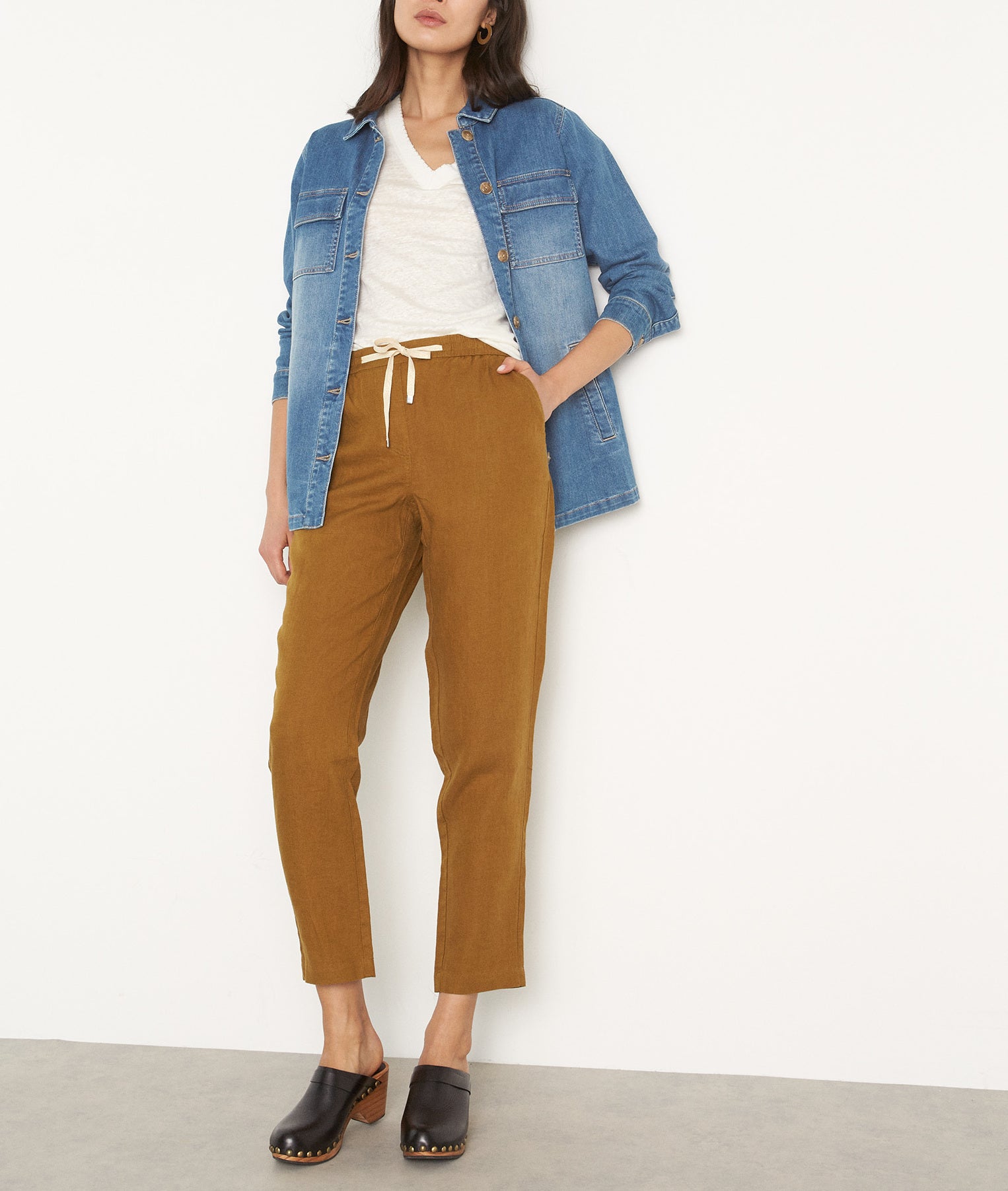 Pantalon en lin responsable bronze Noor Faume - seconde main