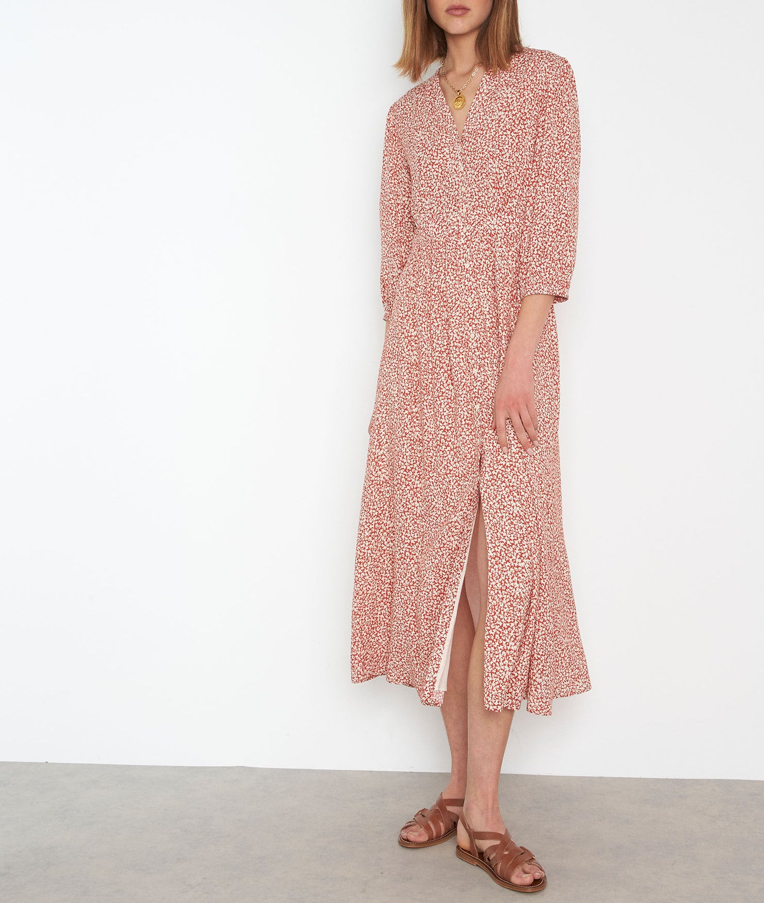 Robe longue et fluide imprimée rouge et blanche Namy Faume - seconde main