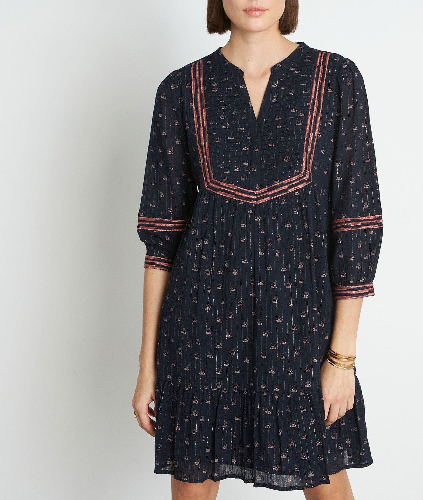 Robe courte imprimée et brodée bleu nuit Noha Faume - seconde main