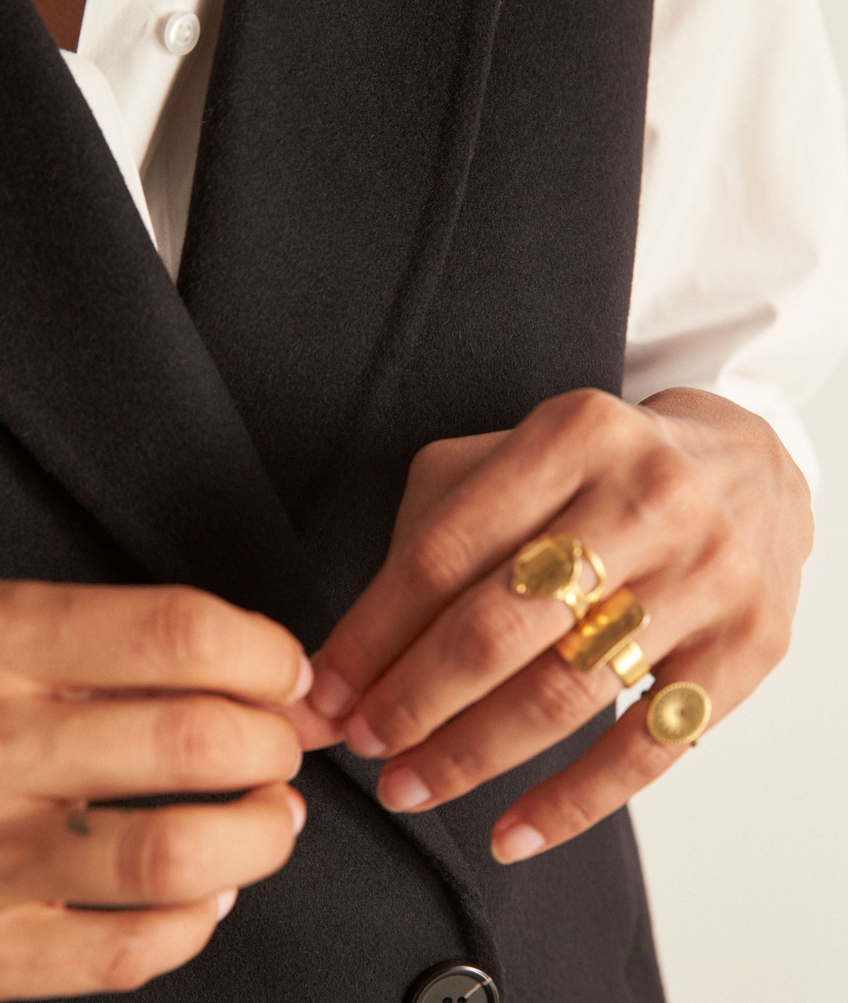 Veste de tailleur sans manches noire Maeva Faume - seconde main