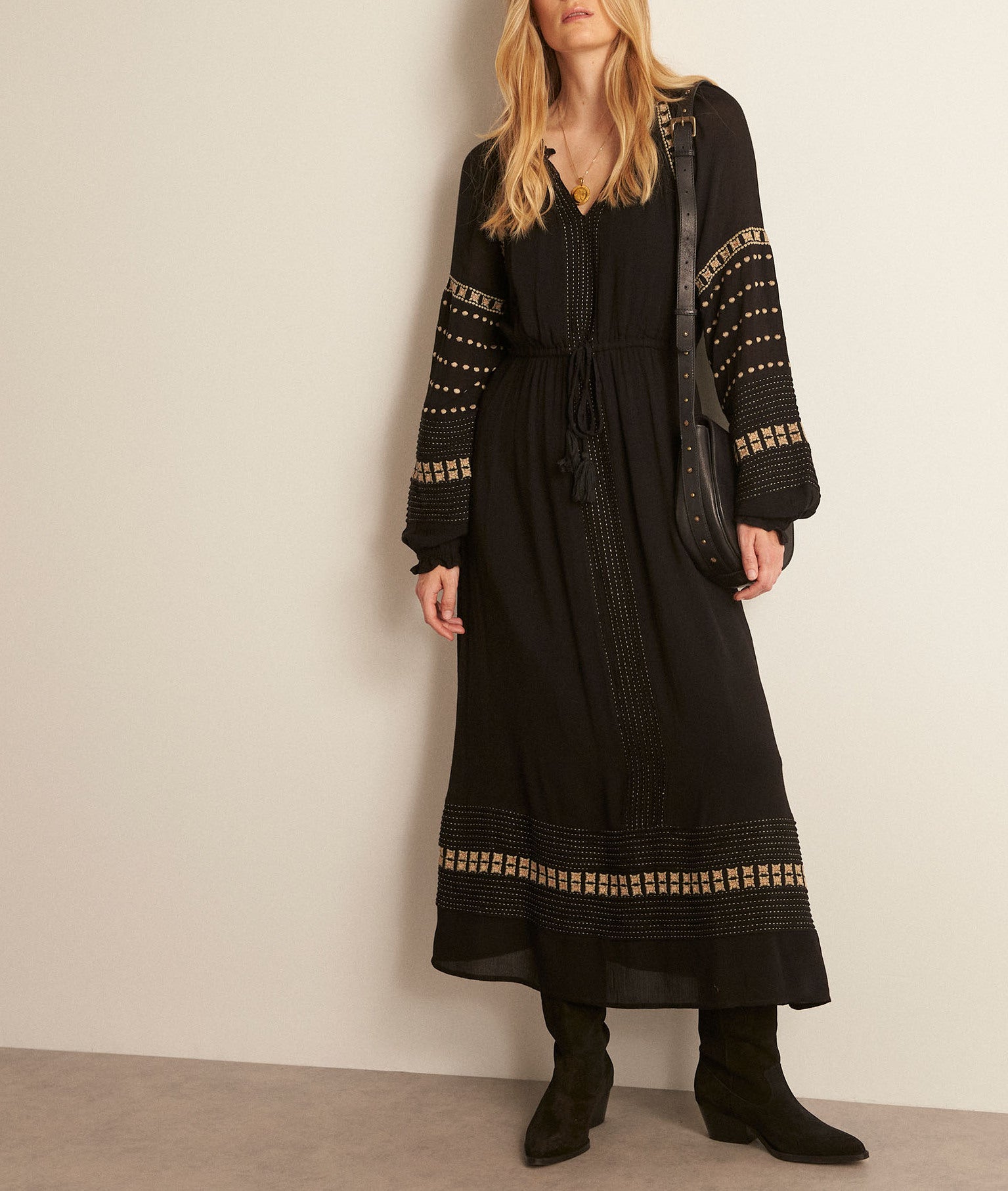 Robe longue brodée noire Hadia Faume - seconde main