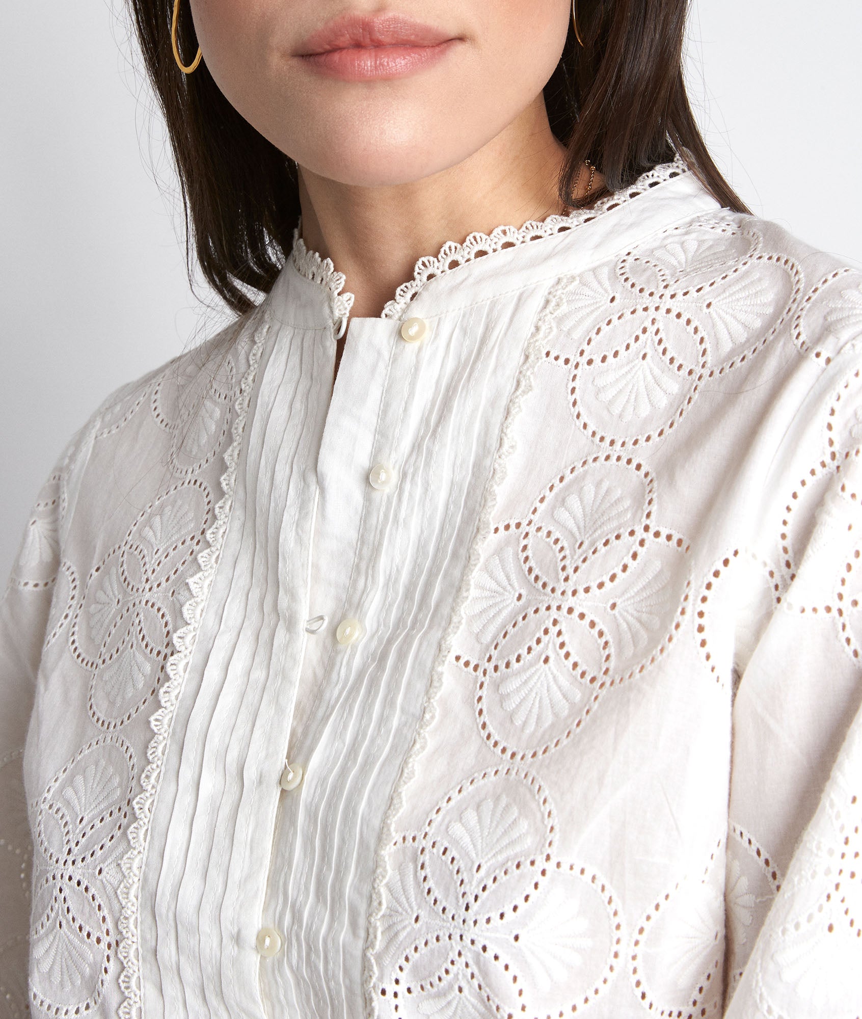 Chemise romantique en coton brodé blanc Lola Faume - seconde main