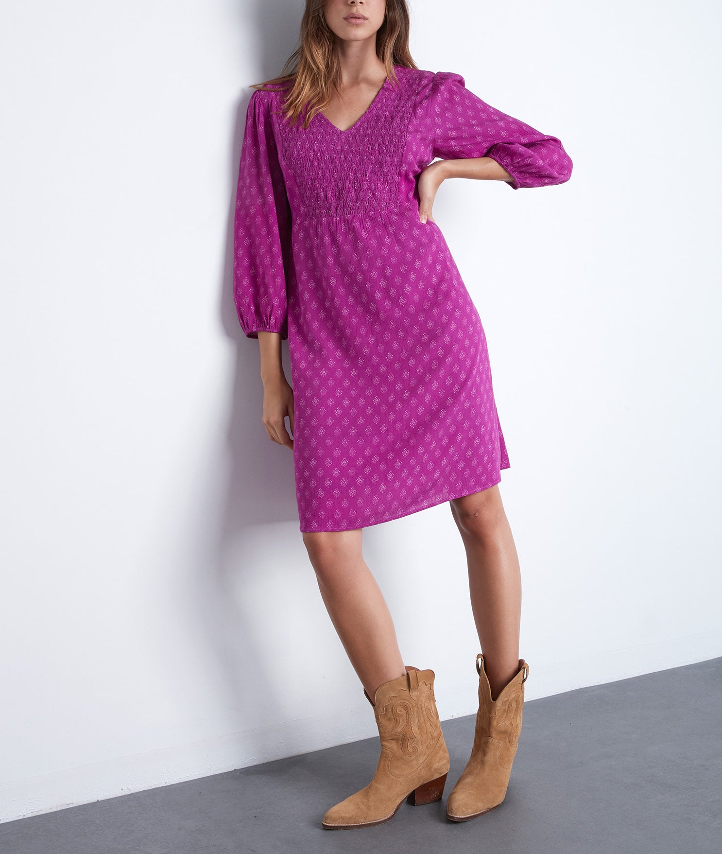 Robe courte smockée et imprimée fuschia Solen Faume - seconde main