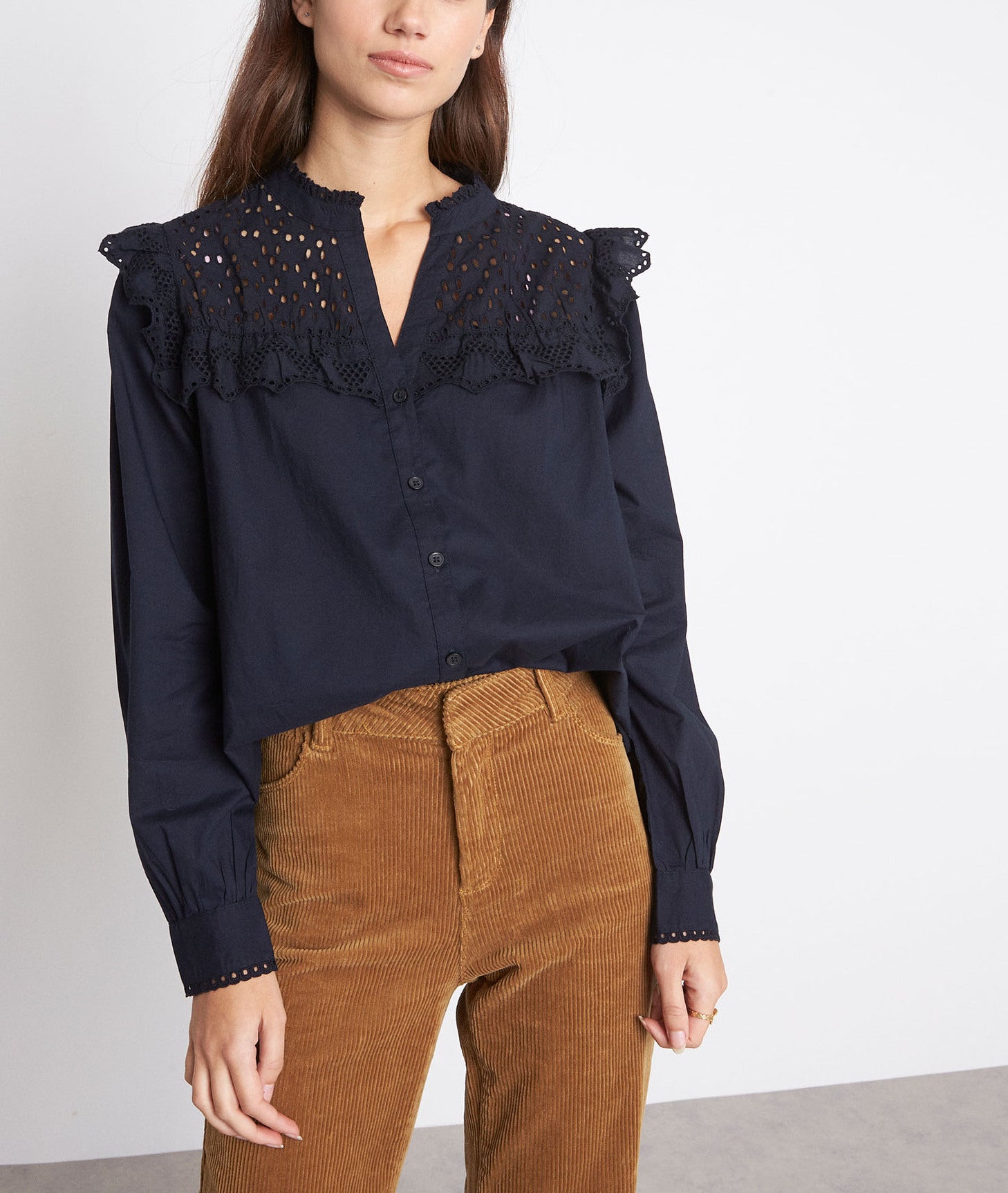 Blouse romantique en coton bleu marine Laila Faume - seconde main