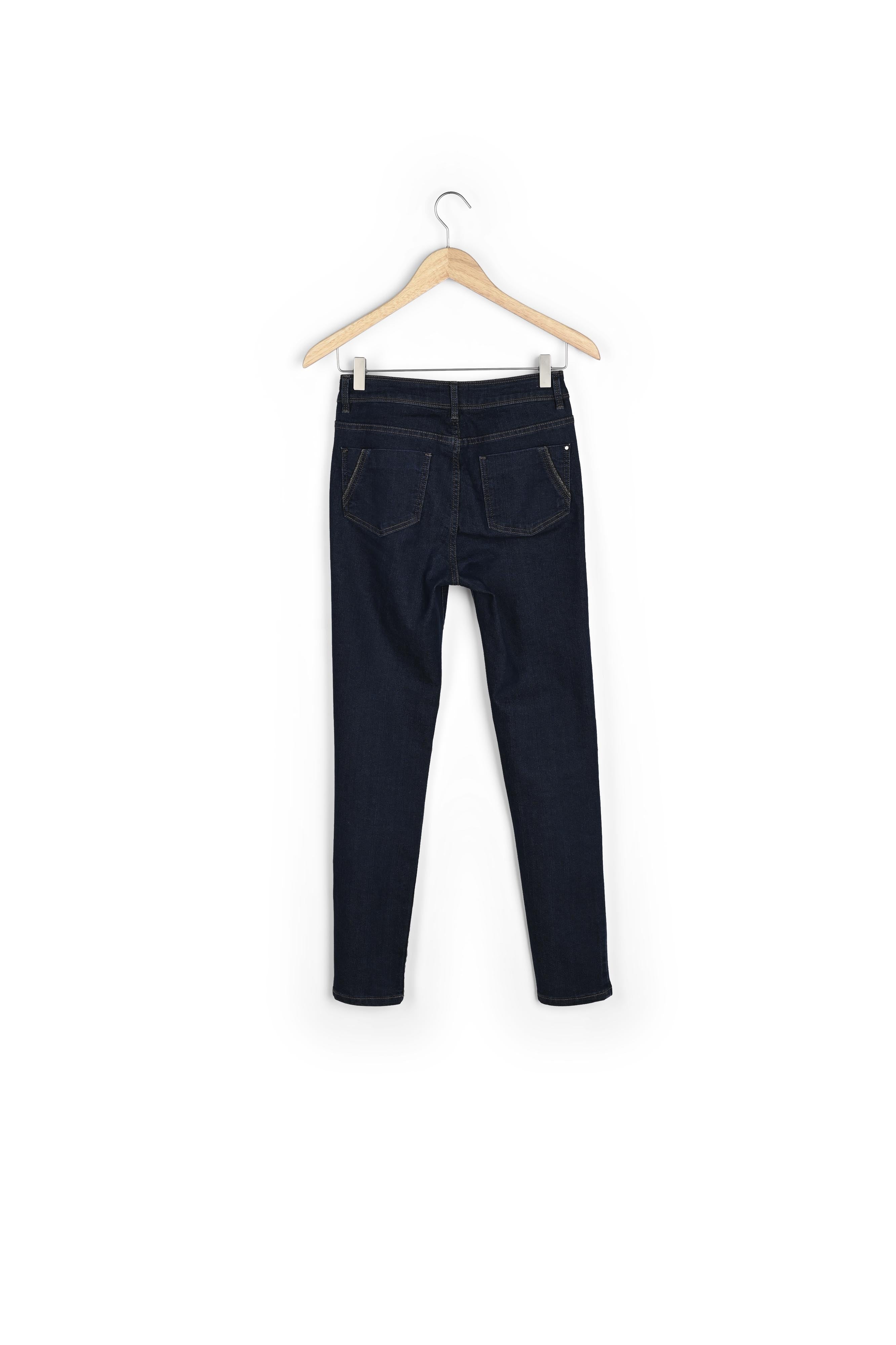 L'iconique slim rinse Prune Faume - seconde main