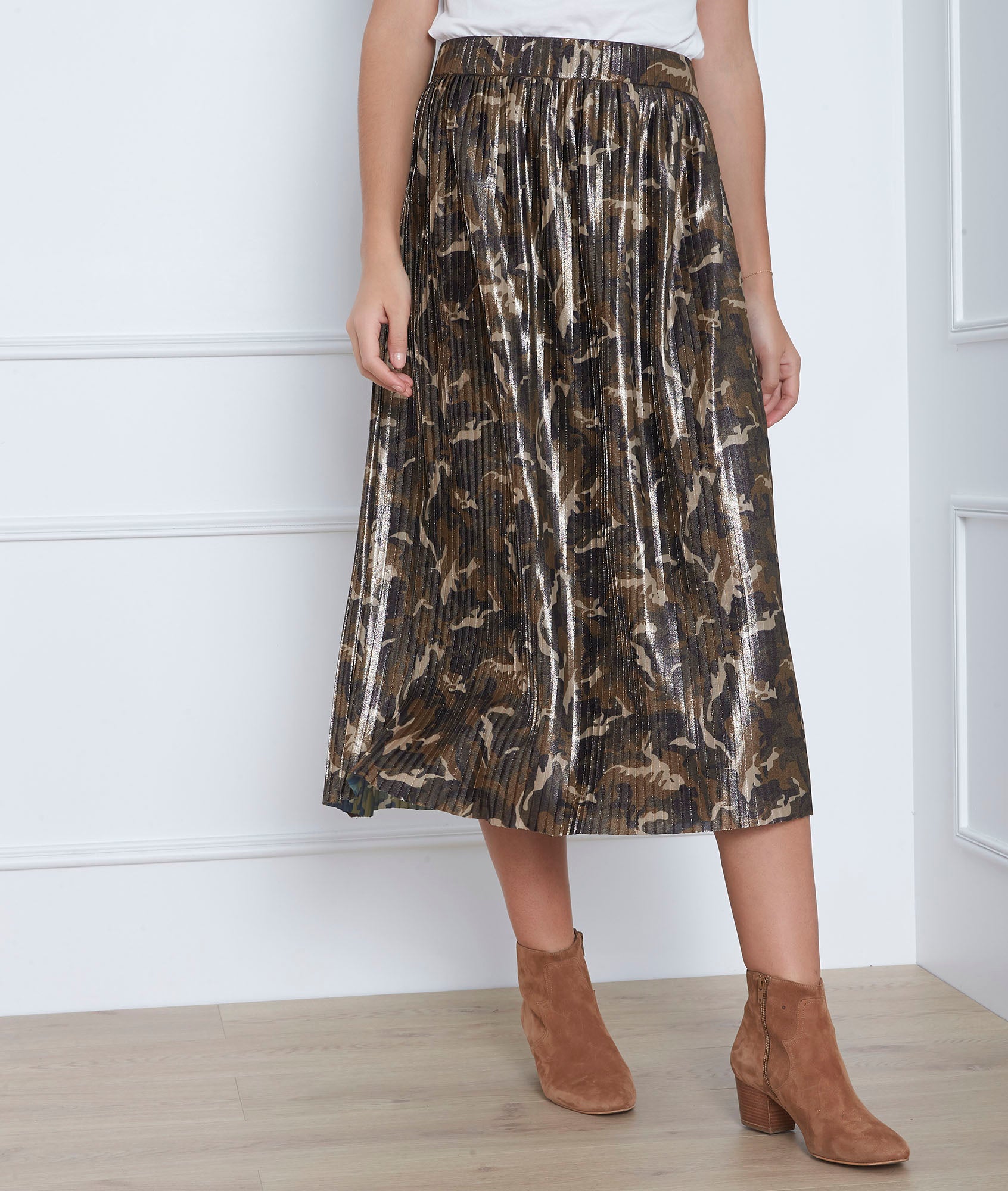 Jupe kaki plissée imprimé camouflage Sable Faume - seconde main