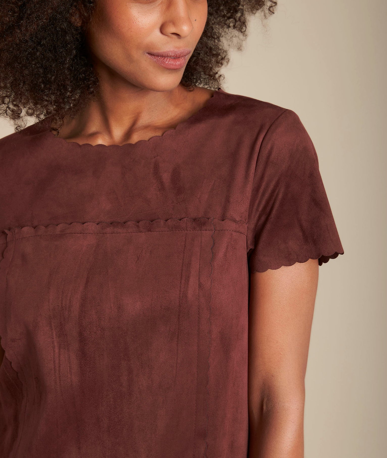 Robe courte en suédine India Faume - seconde main