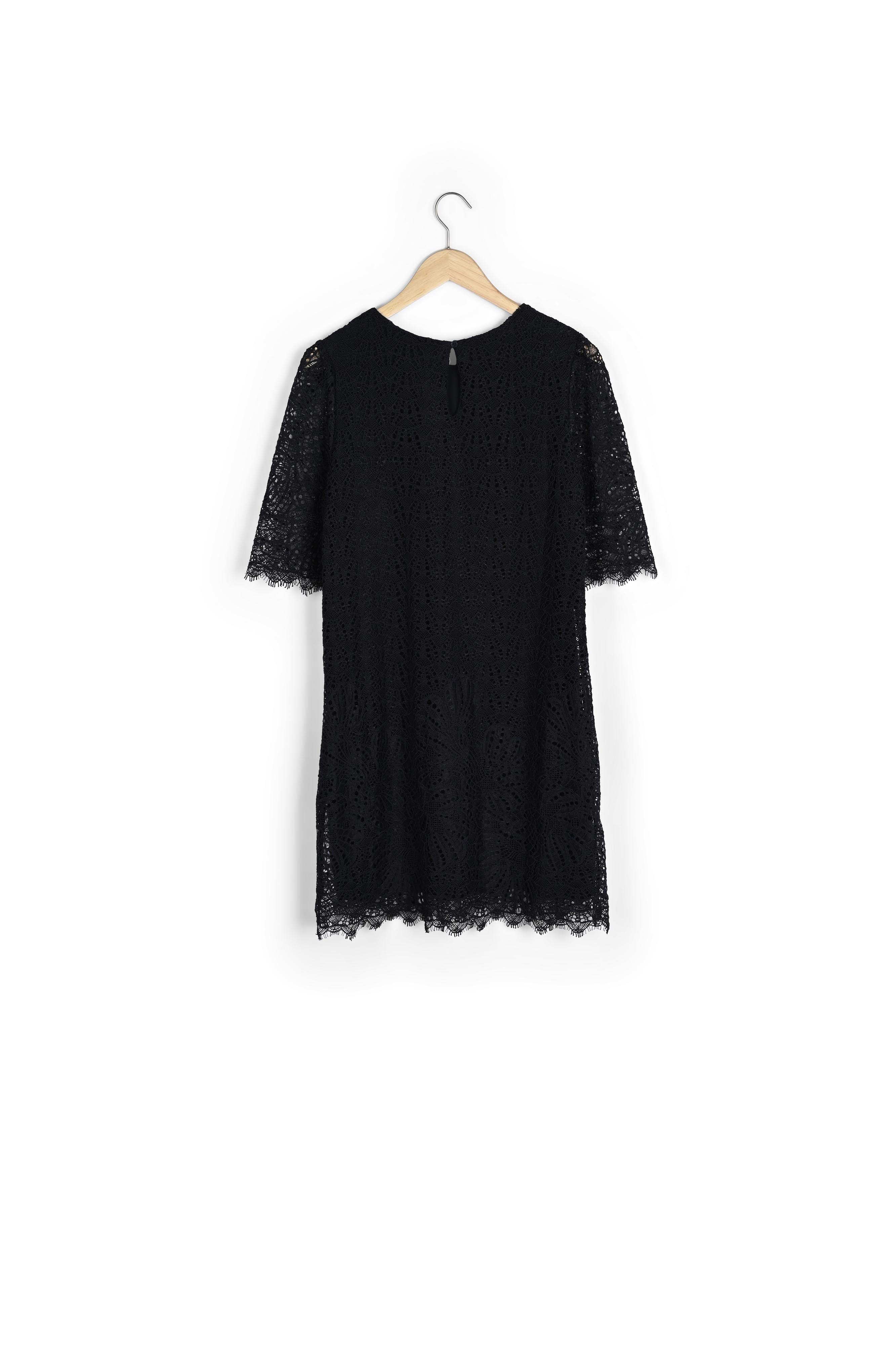 Robe courte et droite en dentelle marine Noma Faume - seconde main