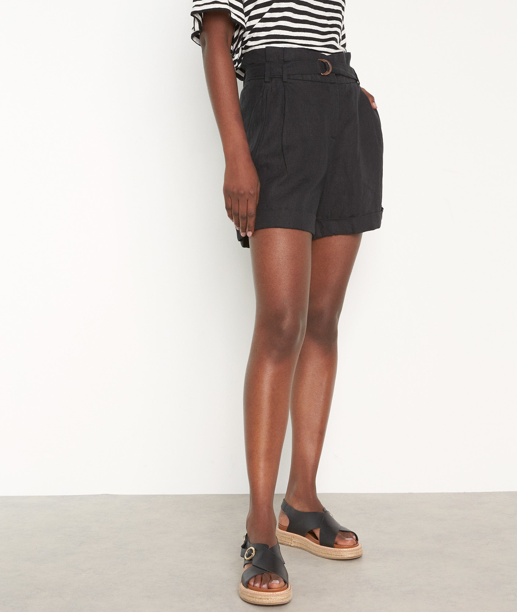 Short en lin responsable noir Siriel Faume - seconde main