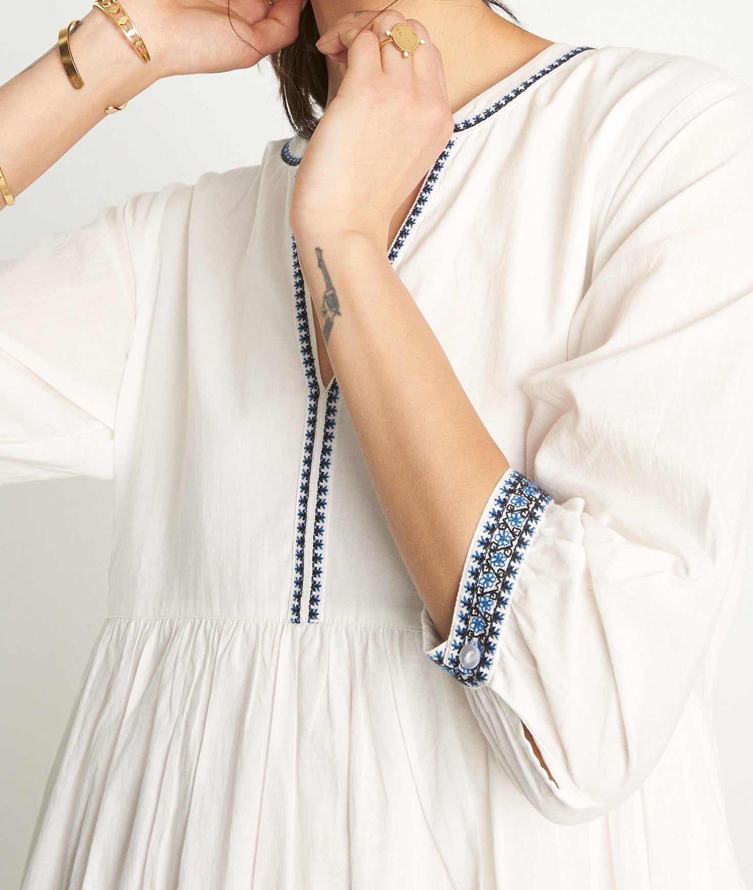 Robe longue brodé blanc Hillary Faume - seconde main