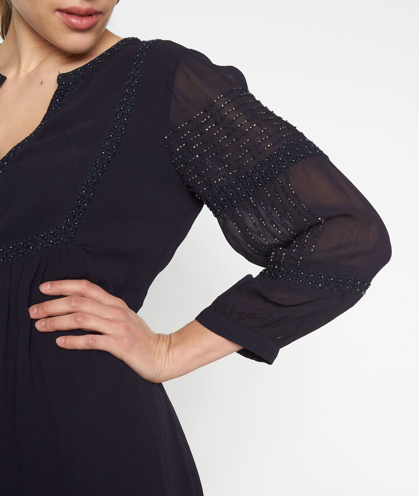 Robe courte perlée marine Nelly Faume - seconde main