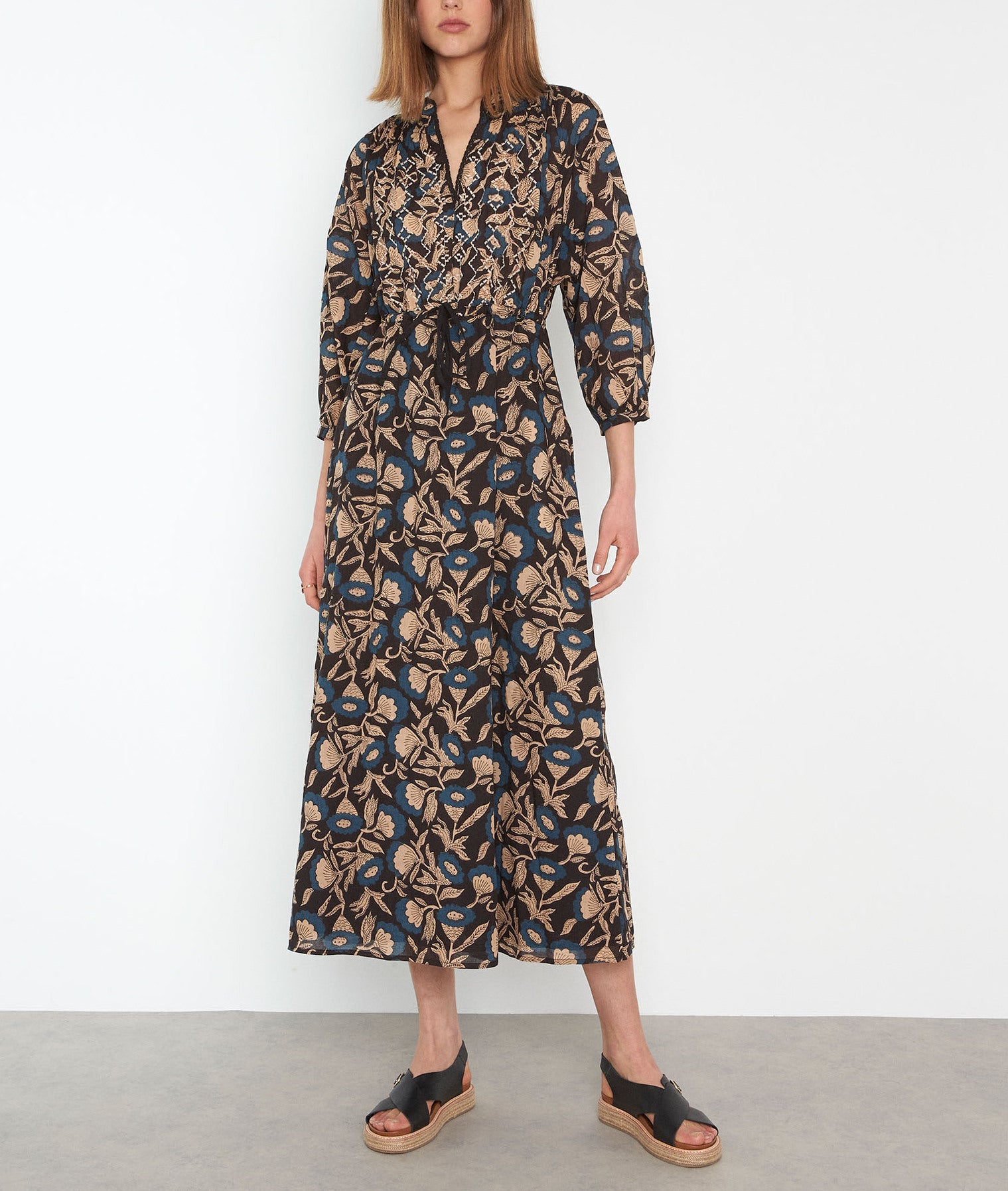 Robe longue en coton imprimé noir Norina Faume - seconde main