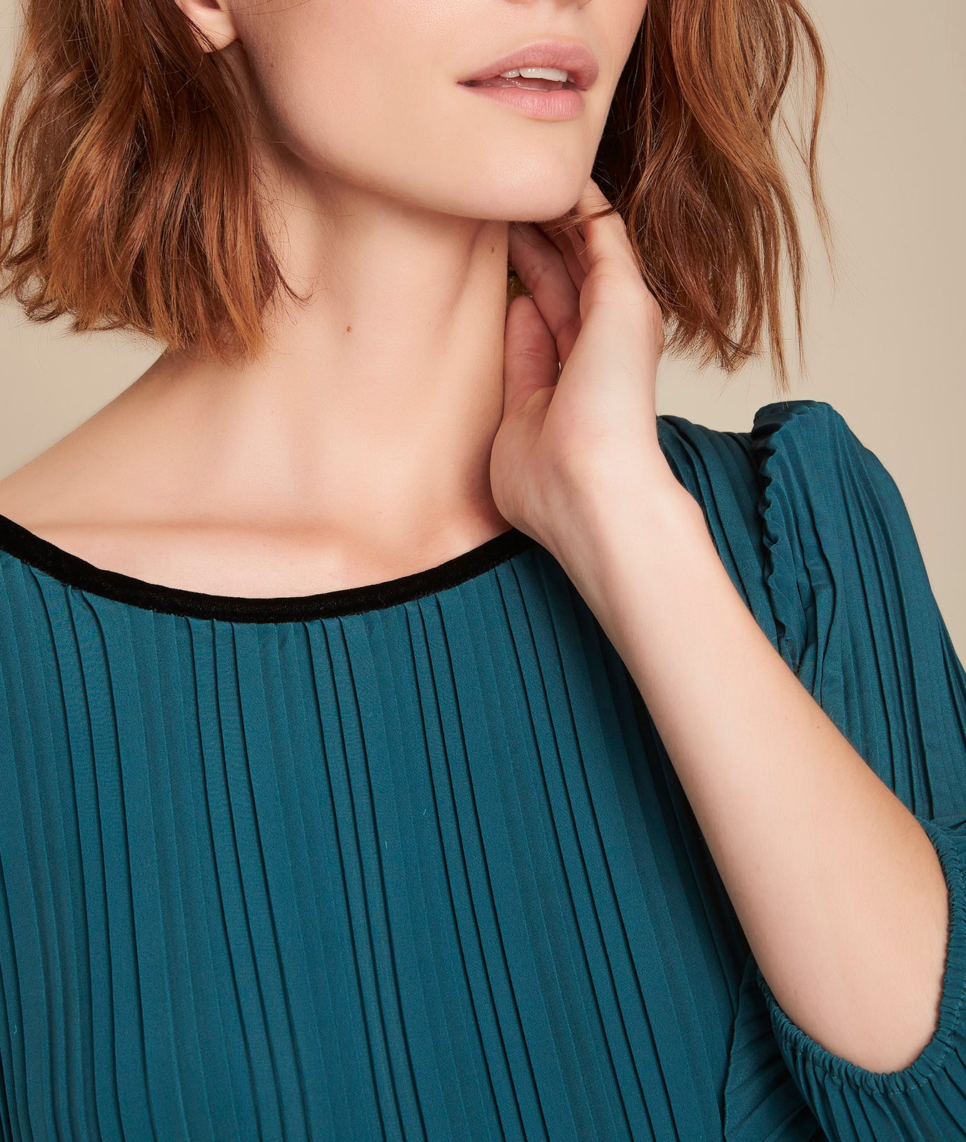 Robe droite plissée Iris Faume - seconde main