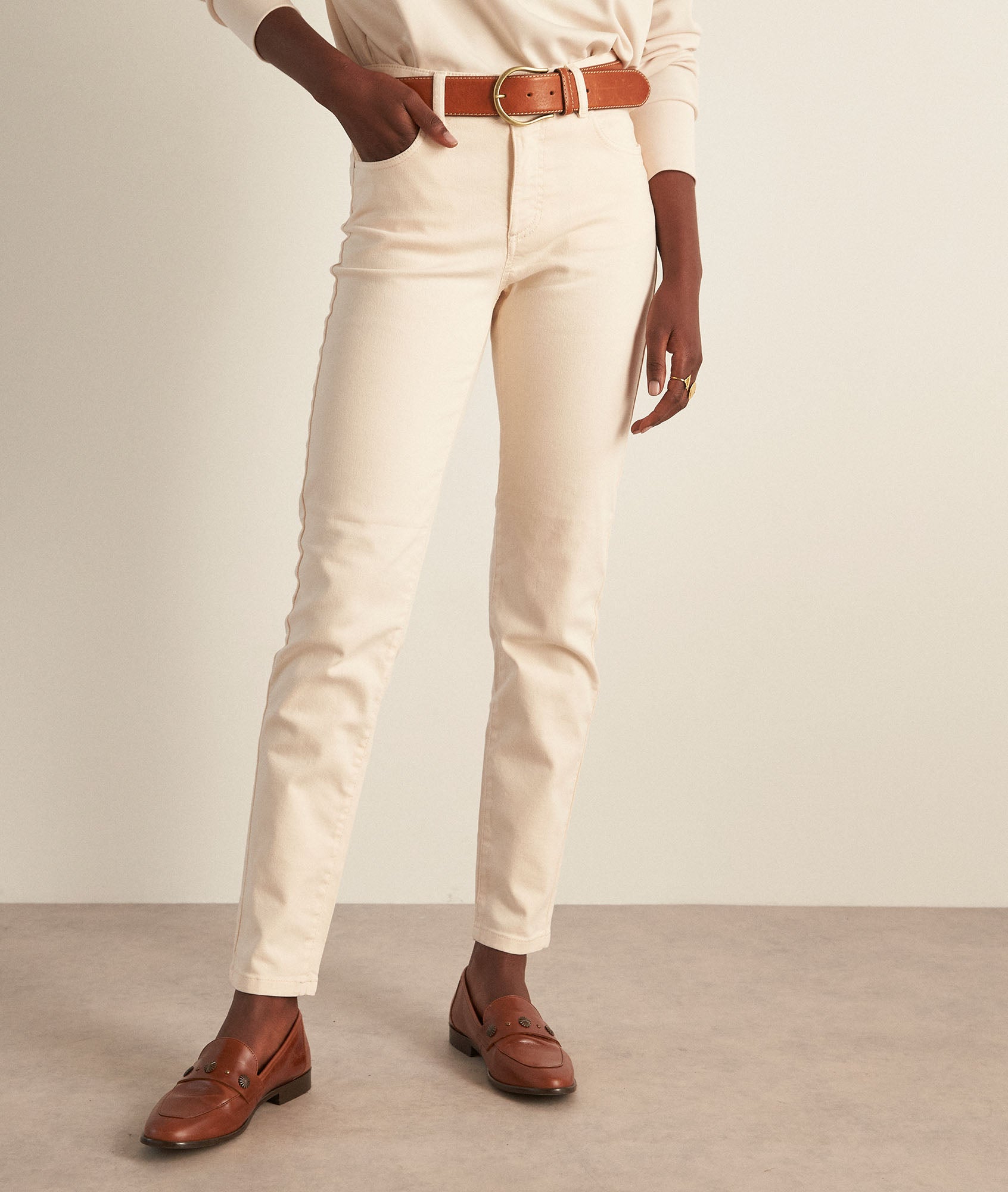 Jean chino en coton ivoire Cachou Faume - seconde main