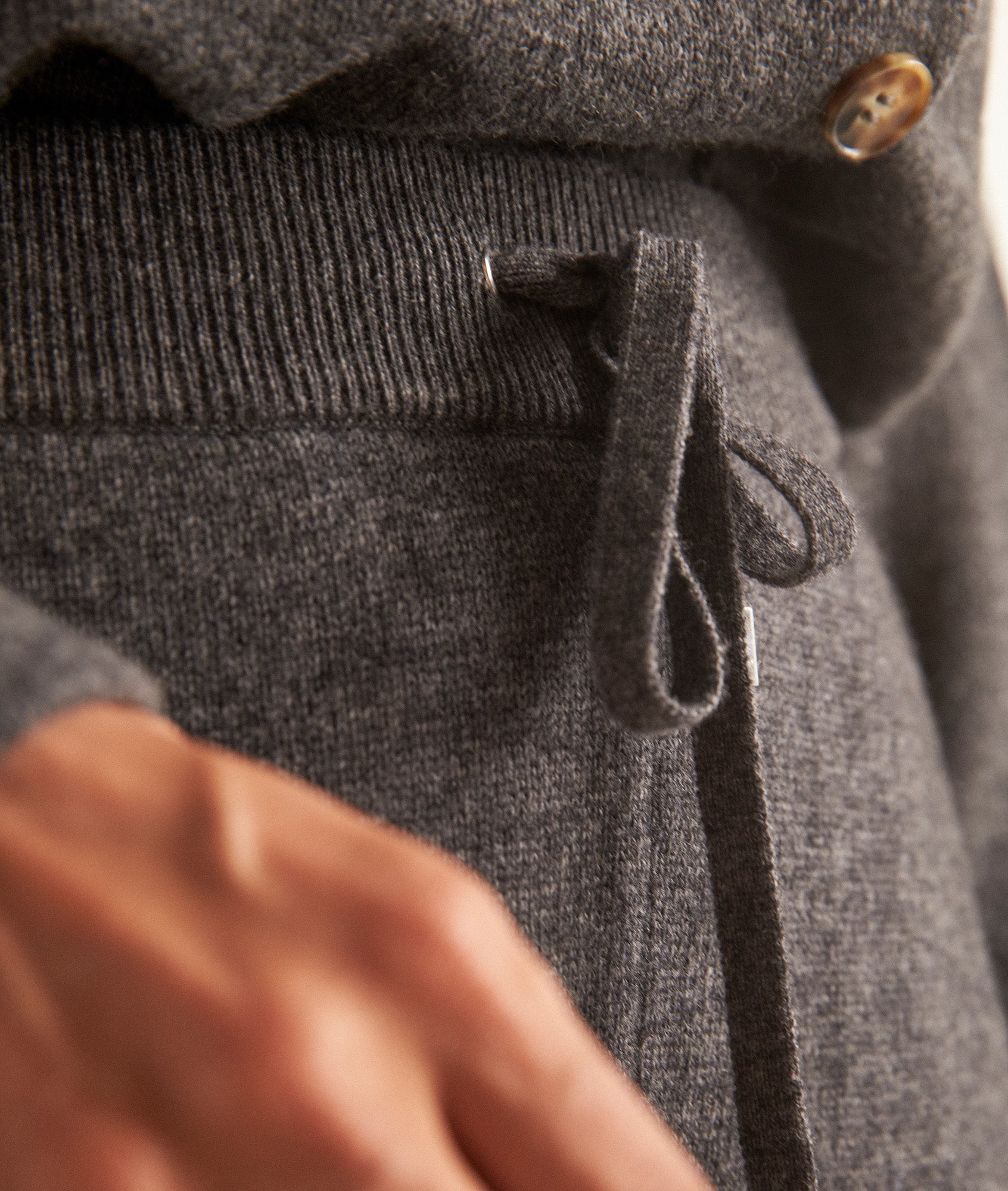 Pantalon jogging gris en laine responsable et yack Taylor Faume - seconde main