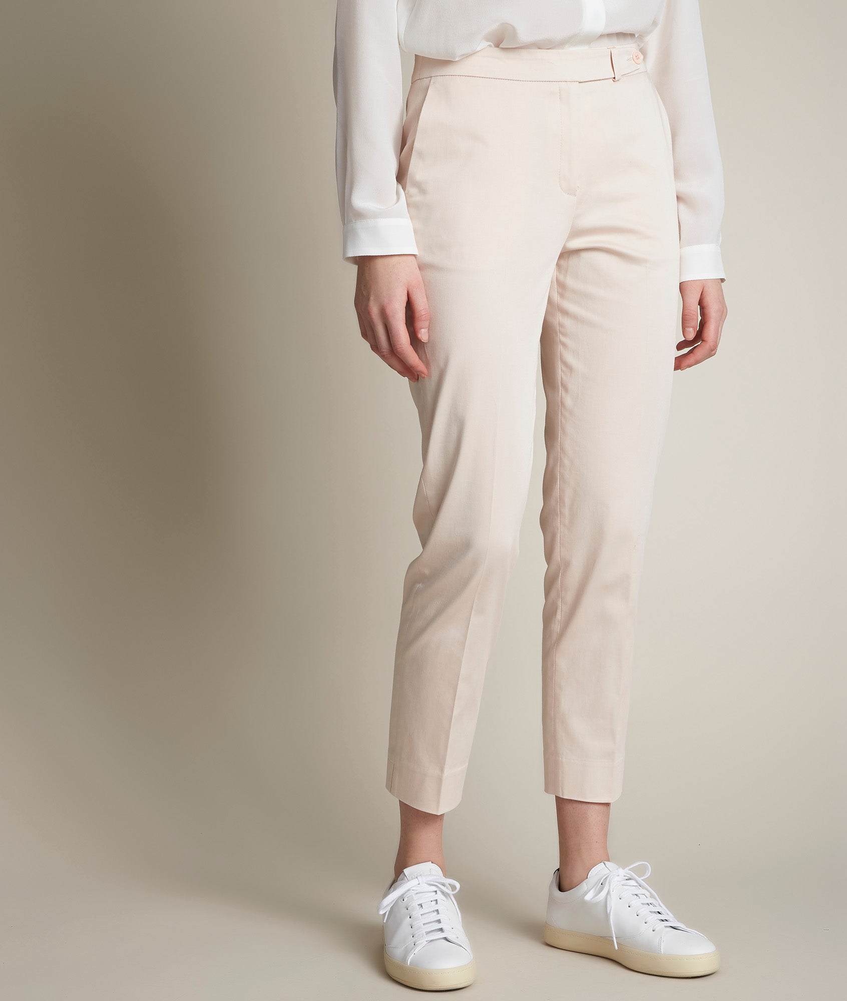 Pantalon cigarette nude Rubis Faume - seconde main