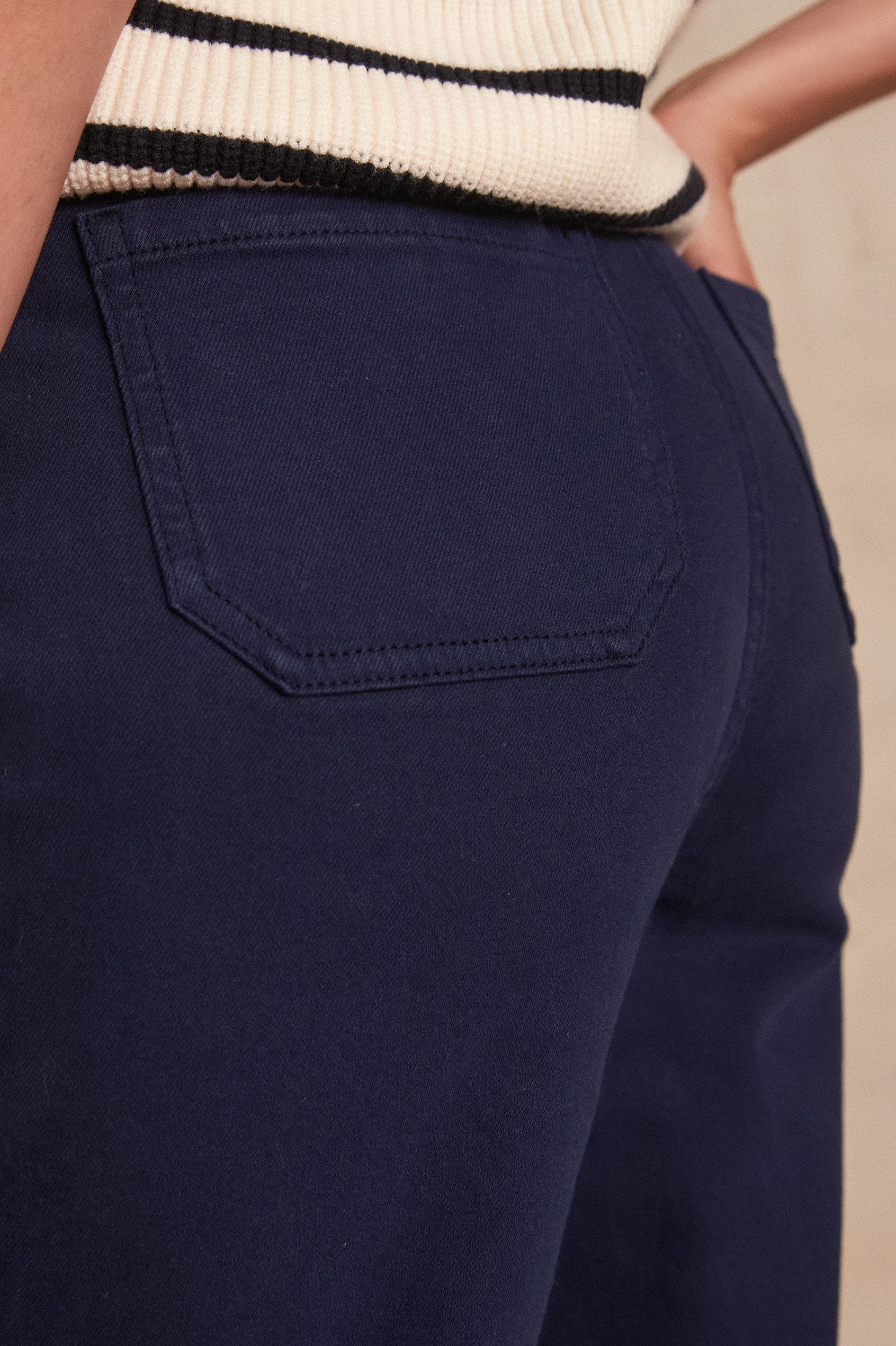 Pantalon droit OSIRIS Faume - seconde main