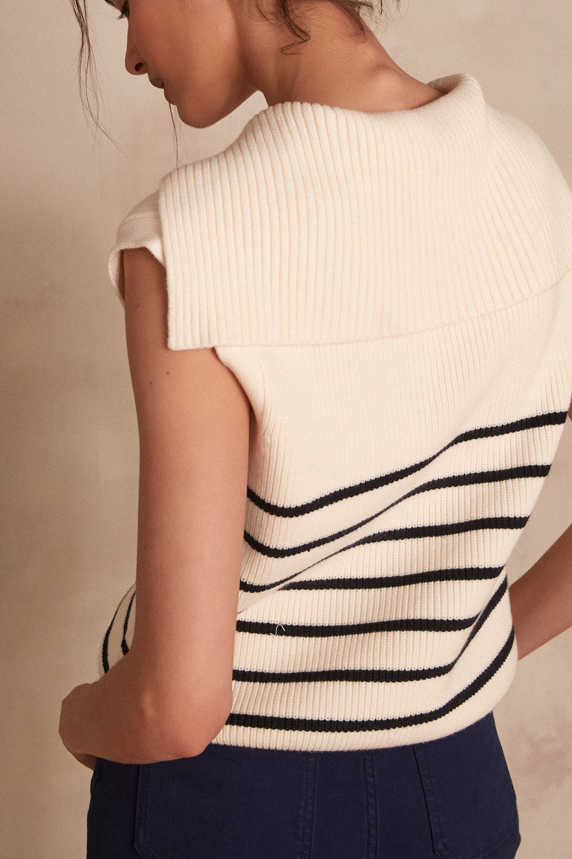 Pull sans manches ANGELO Faume - seconde main