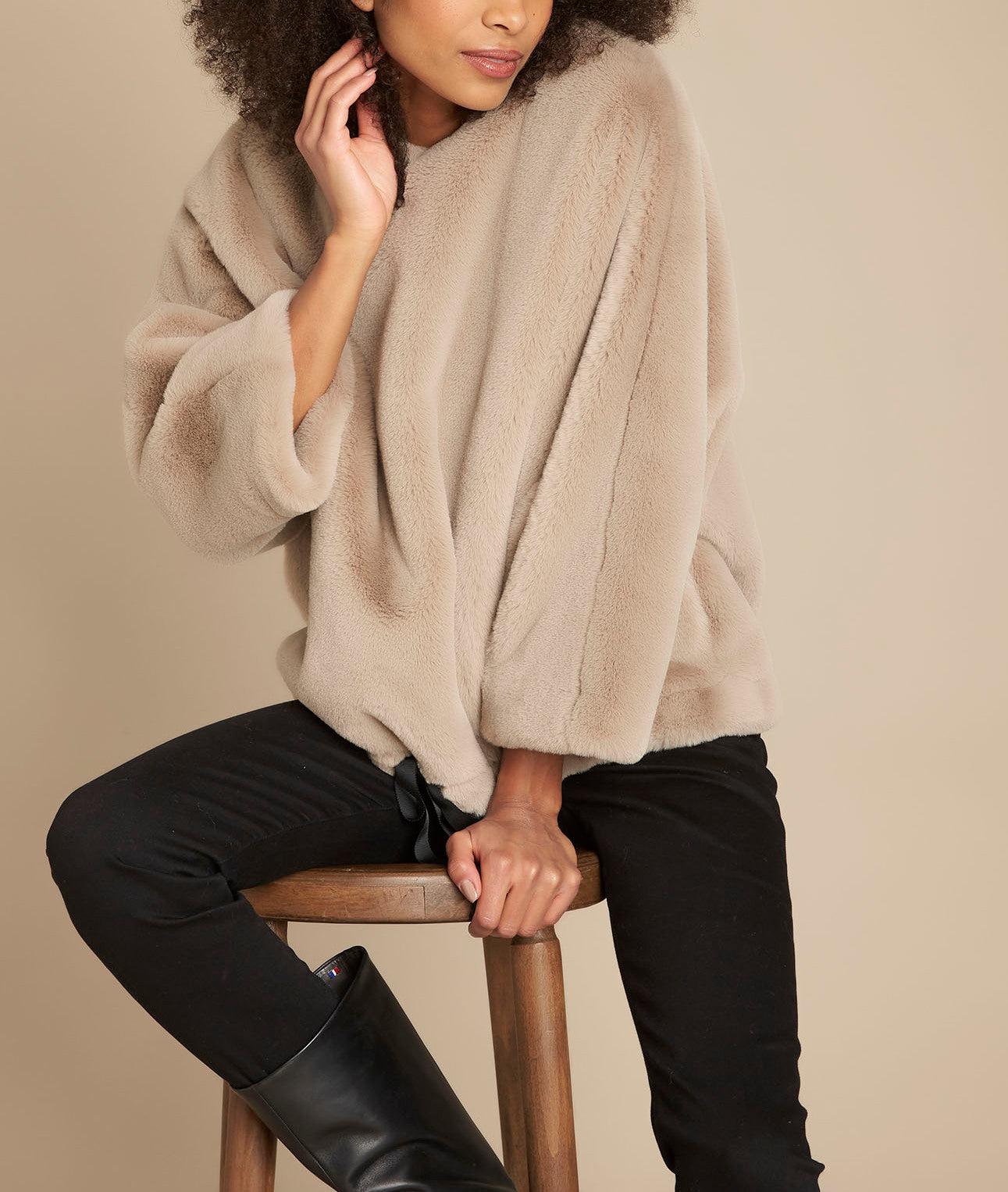 Sweat fausse fourrure Timus Faume - seconde main