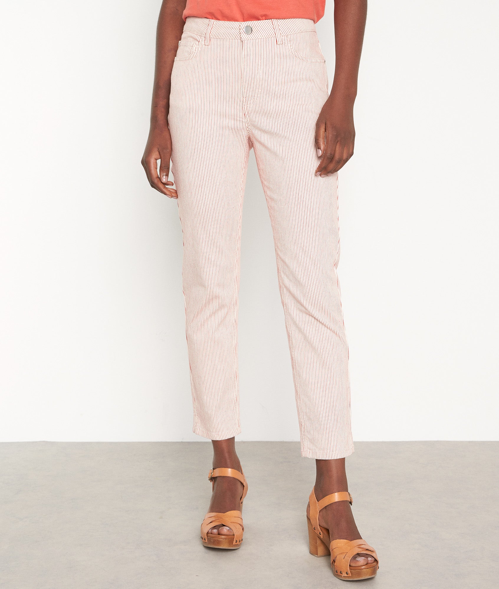 Pantalon slim en coton à rayures rouges Adele Faume - seconde main