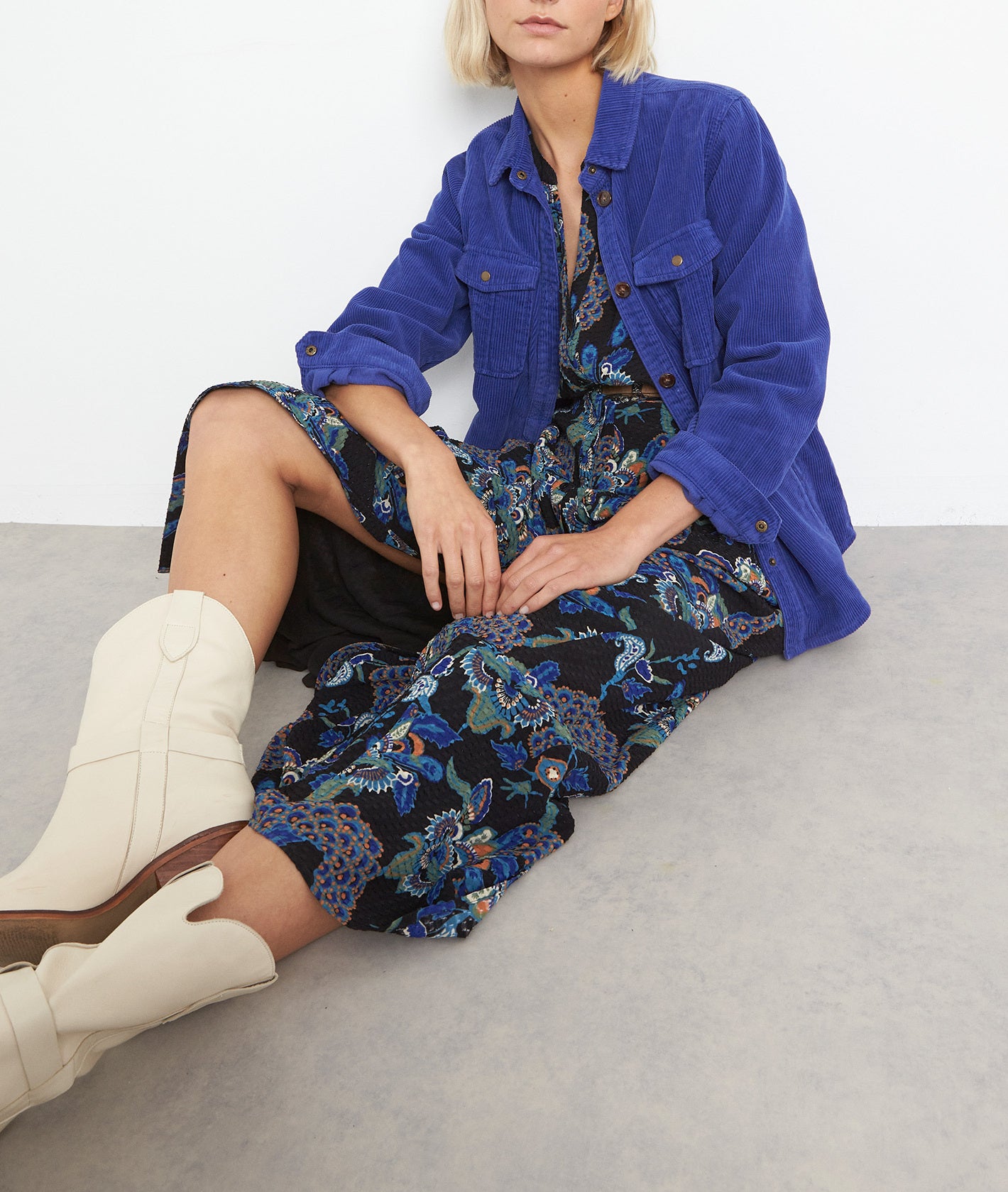 Robe chemise longue à l'imprimé floral bleu Sia Faume - seconde main