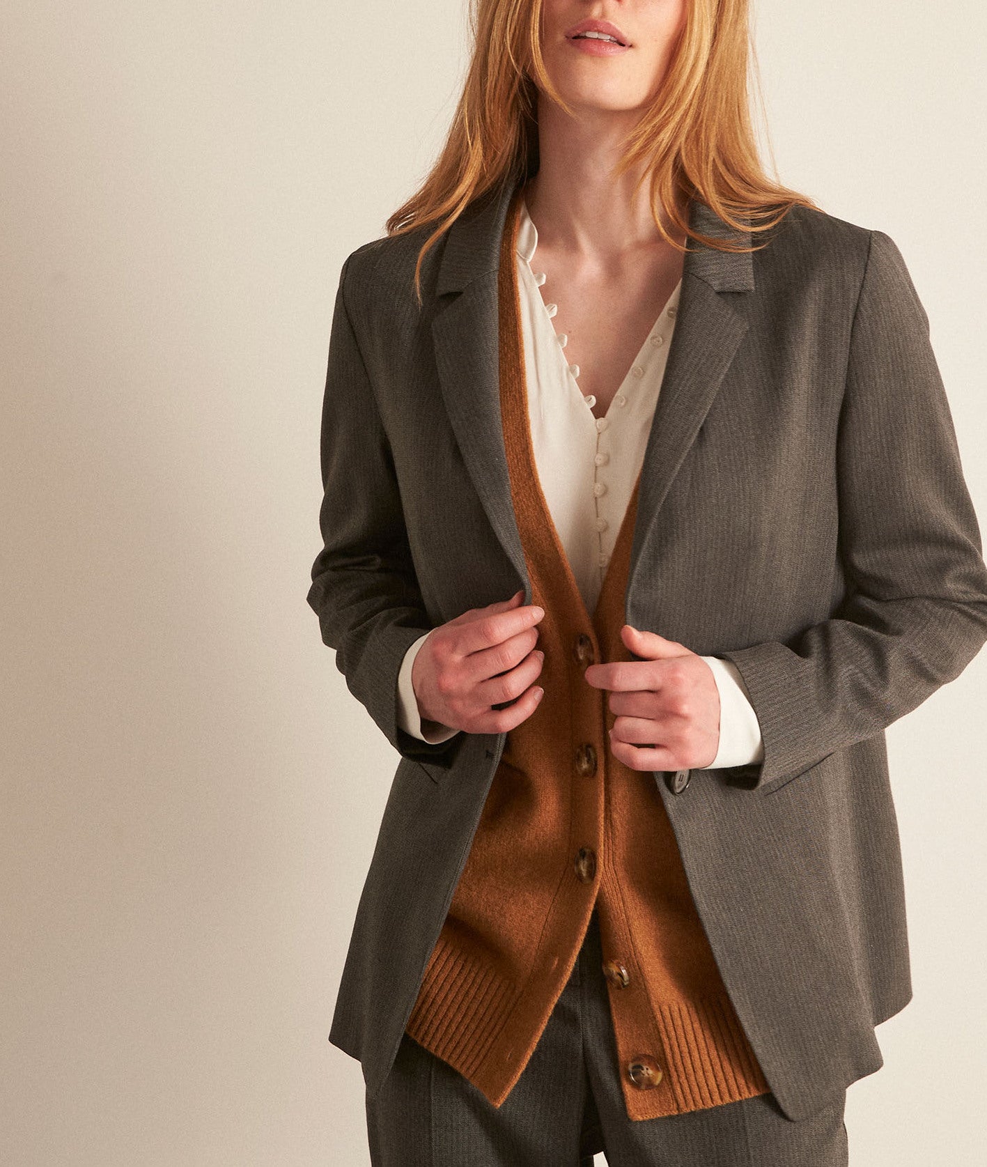 Veste de tailleur finement rayée grise Frimousse Faume - seconde main