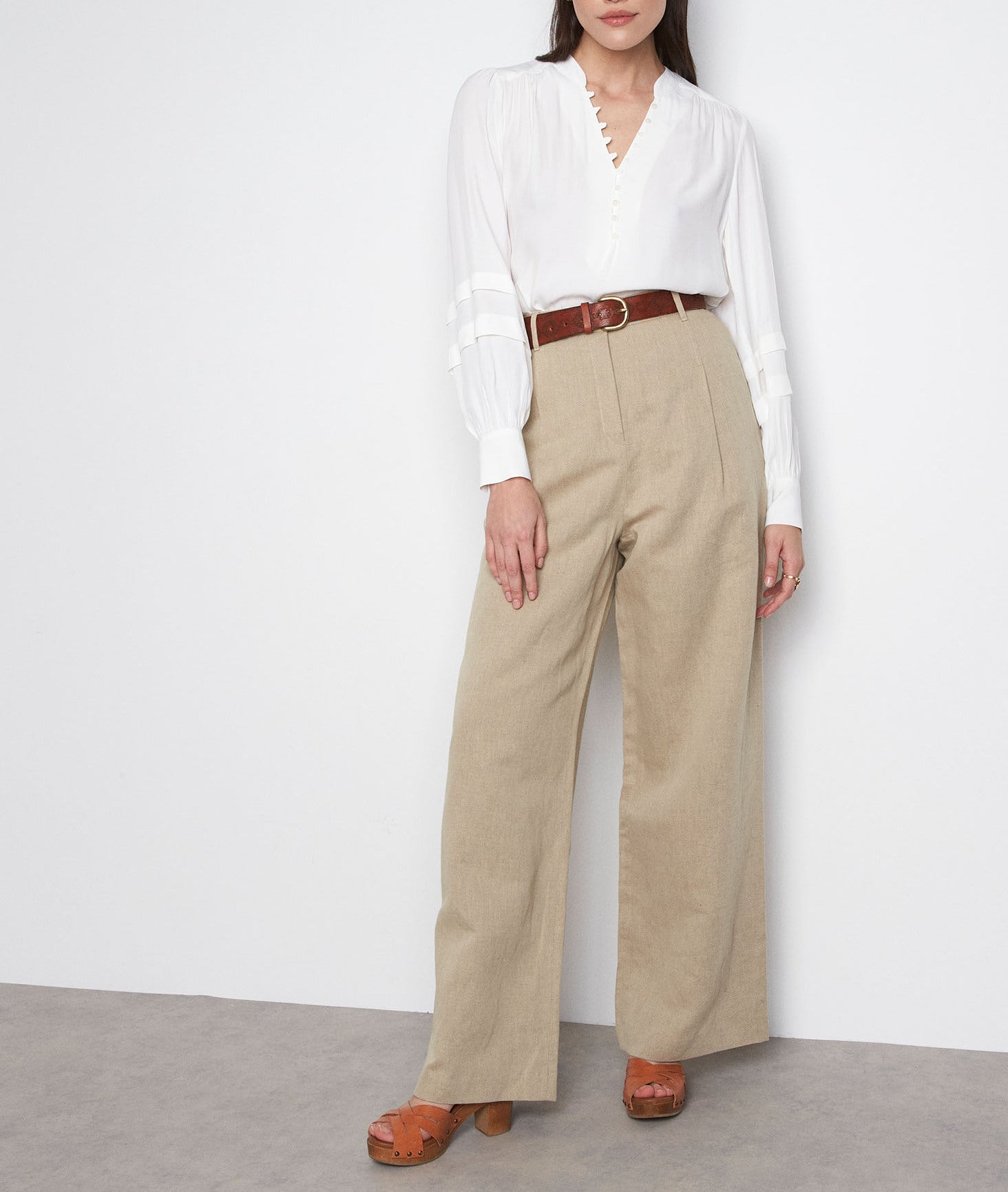 Pantalon large en coton et lin beige Stan Faume - seconde main