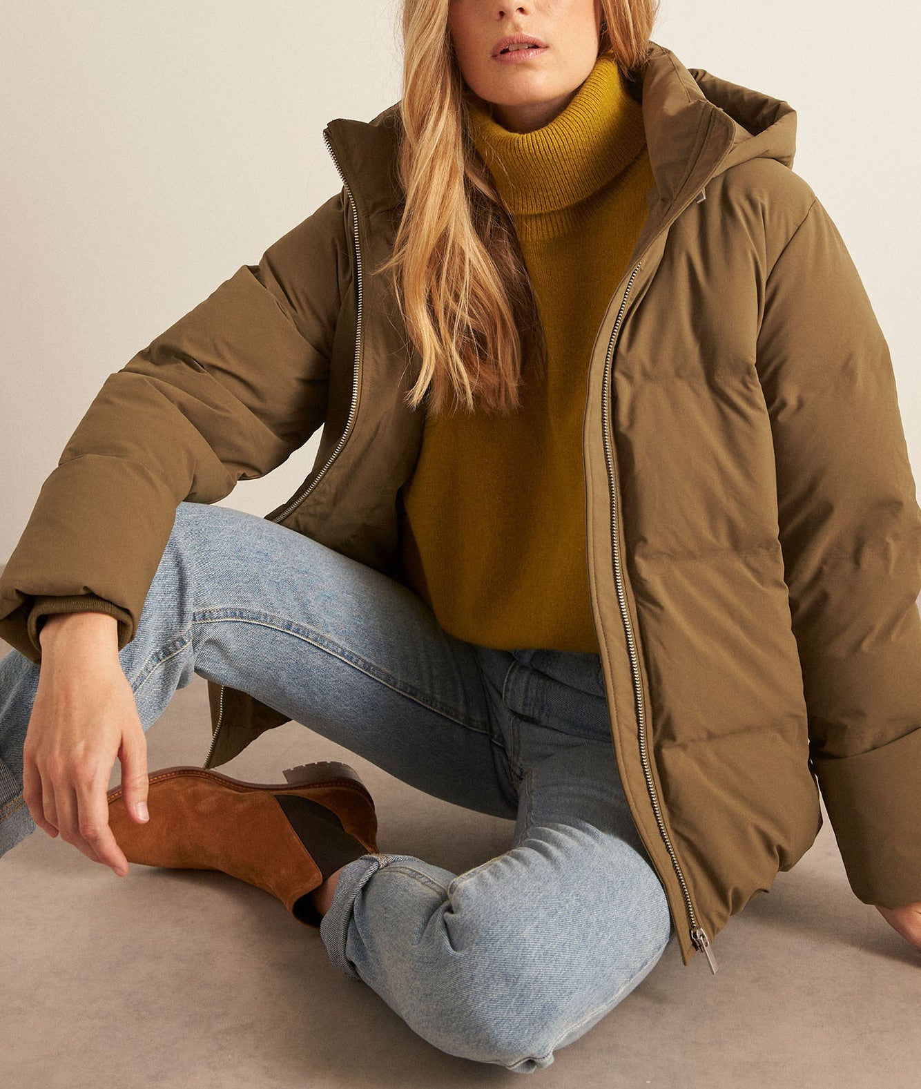 Doudoune courte kaki clair Mina Faume - seconde main